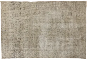 6'11" X 10'02" Vintage Sivas Rug