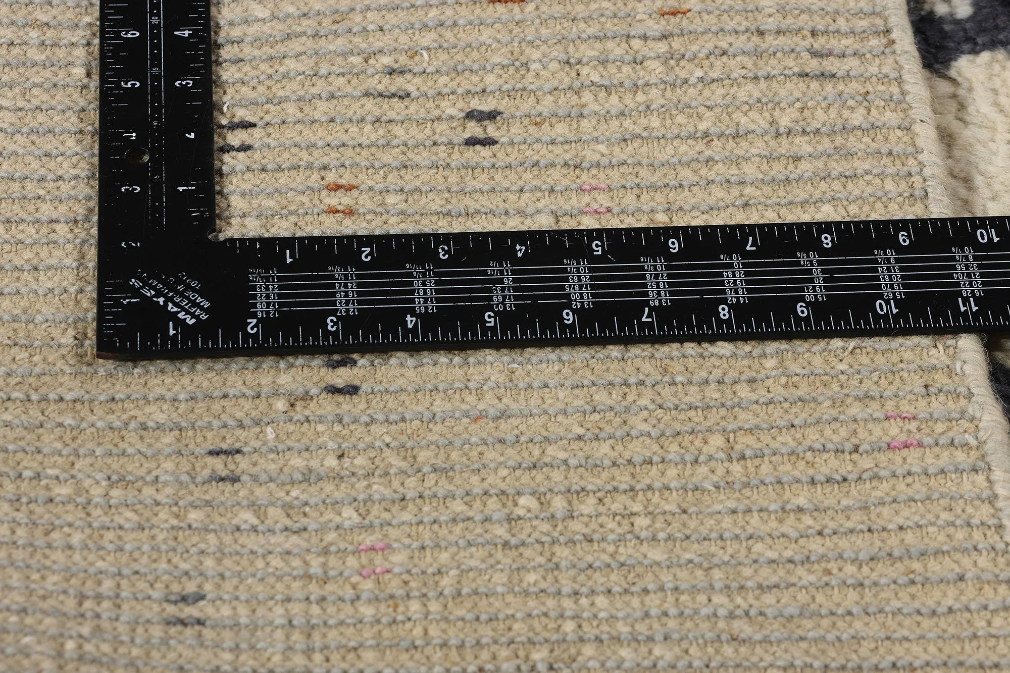 8' x 10' Modern Moroccan Rug