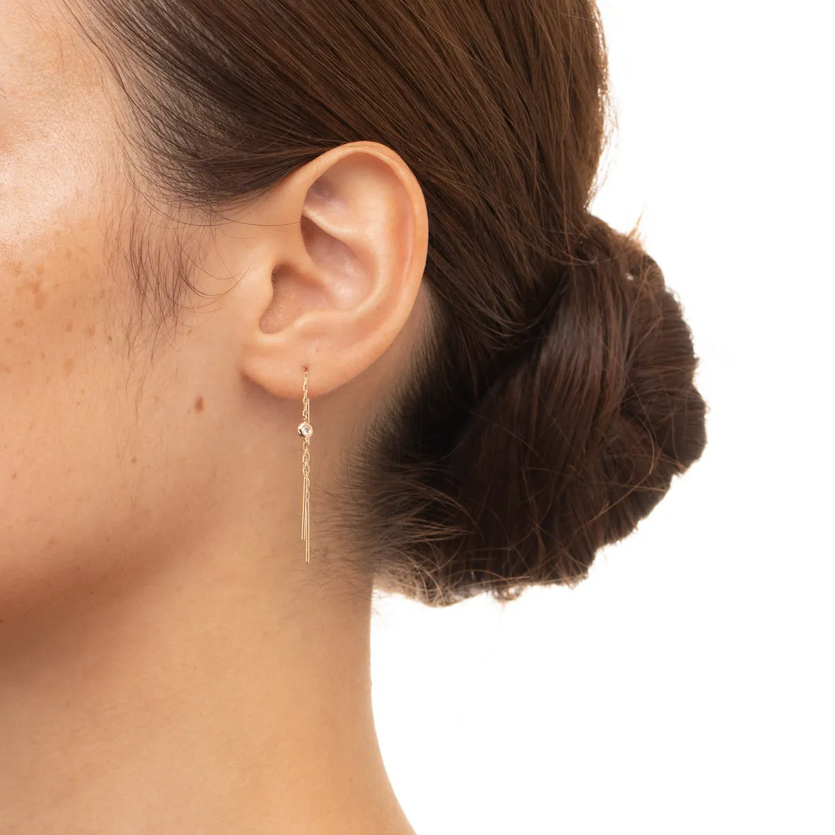 ALL ABOUT BASICS Toggle Diamond Chain Earring