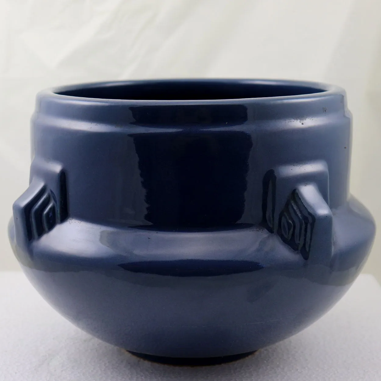 American Roseville Artcraft Pattern Glossy Blue Glaze Pottery Bowl / Planter