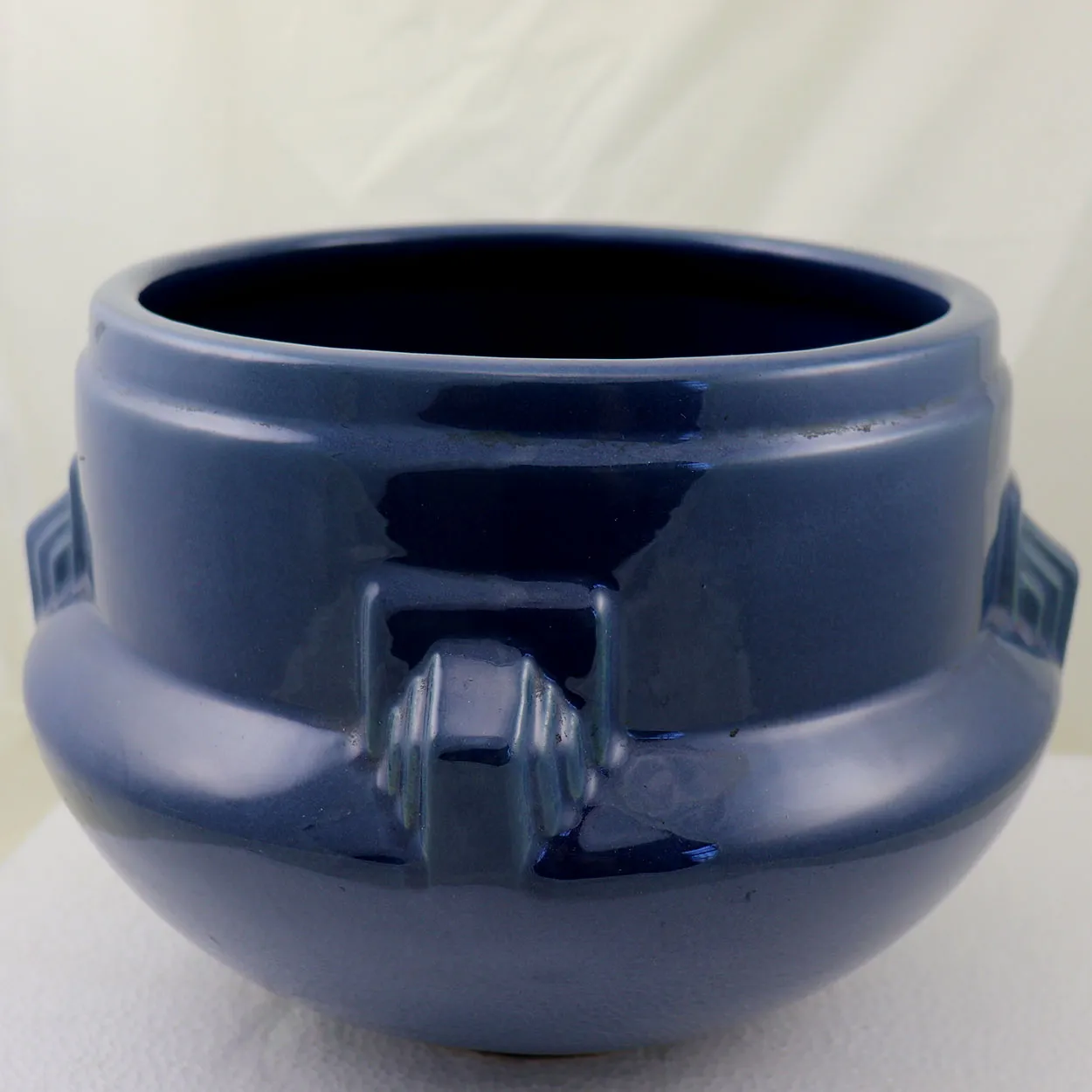 American Roseville Artcraft Pattern Glossy Blue Glaze Pottery Bowl / Planter