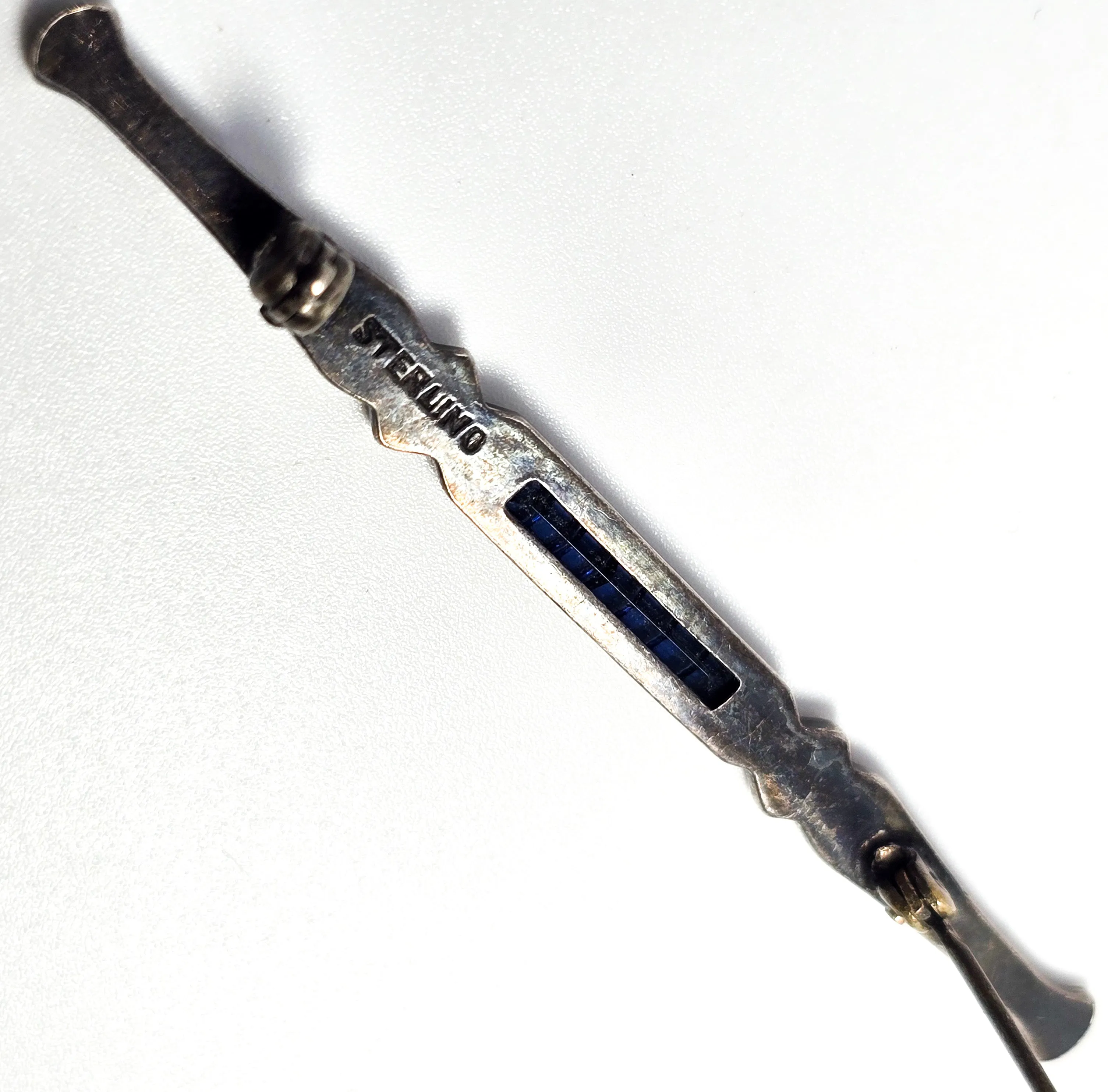 Antique Art Deco synthetic blue sapphire paste antique bar pin brooch
