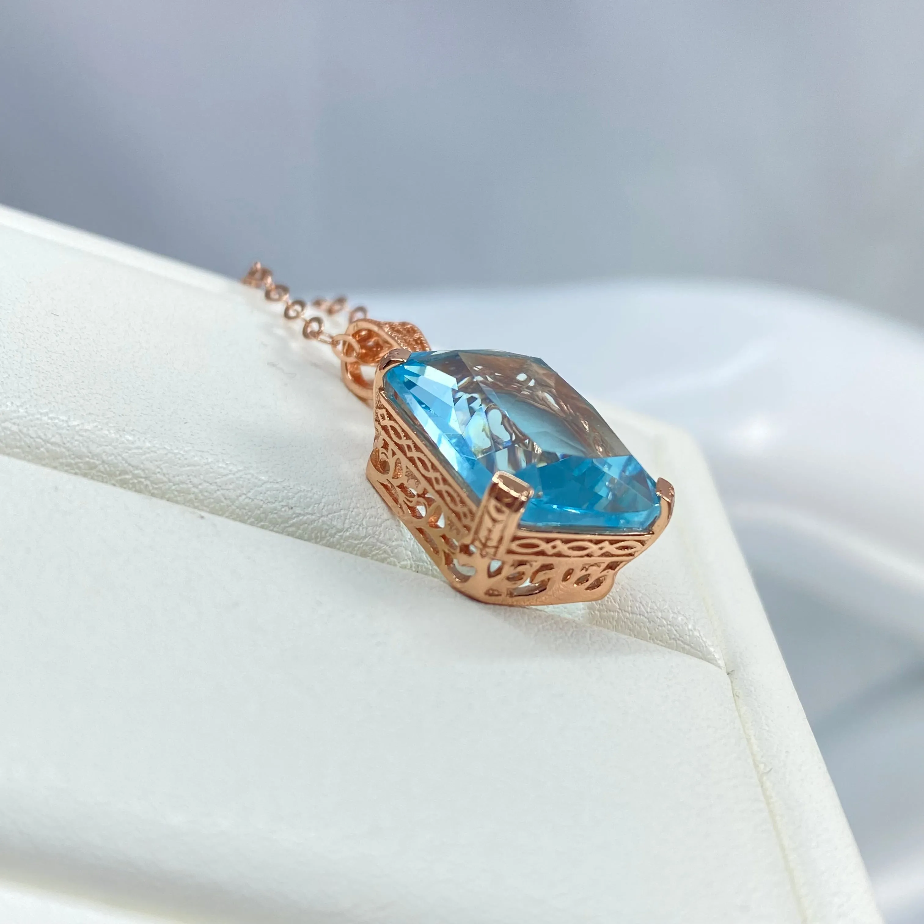 Aquamarine Pendant, Art Deco Filigree, P5