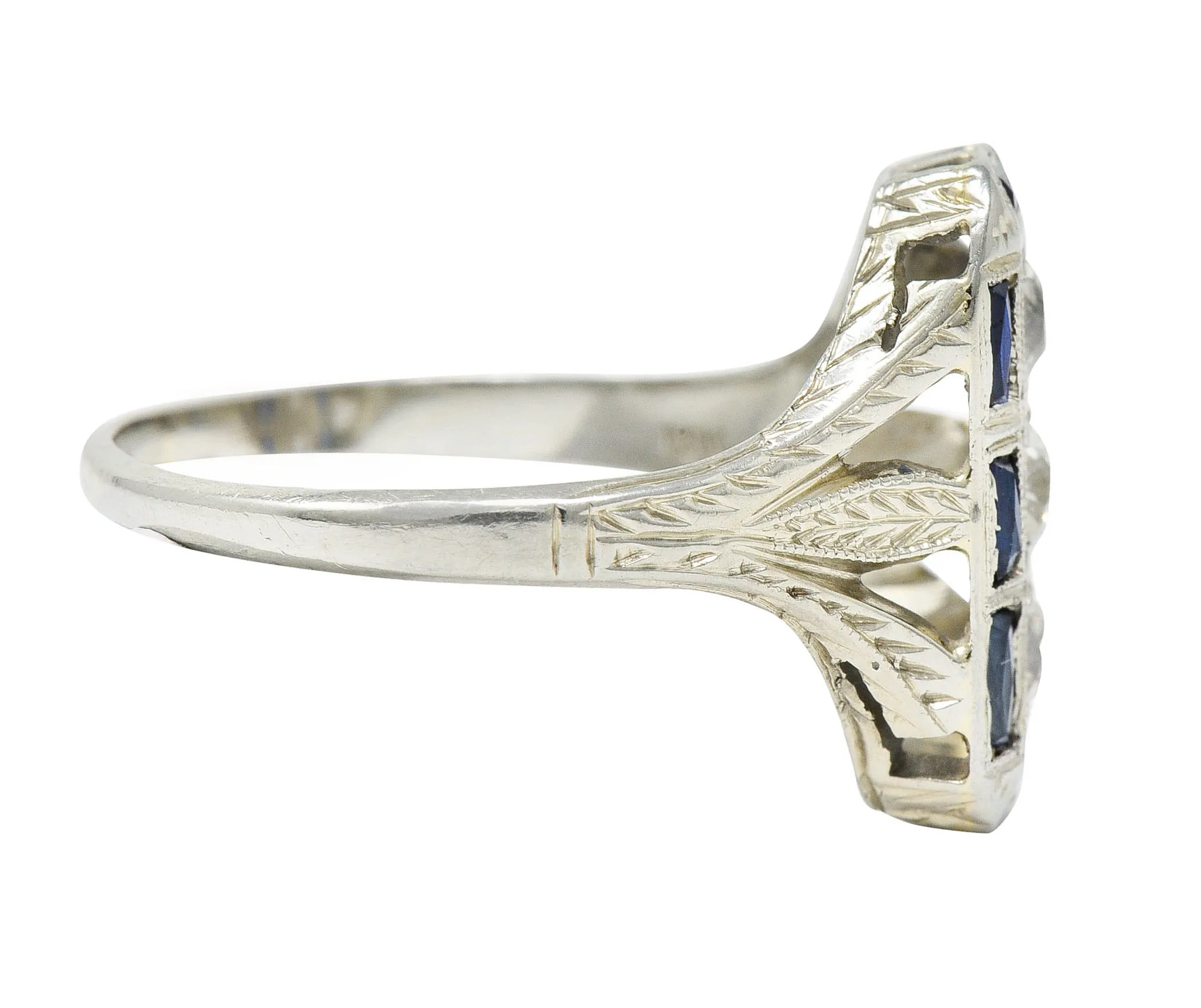 Art Deco 0.50 CTW Diamond Sapphire 18 Karat White Gold Dinner Ring