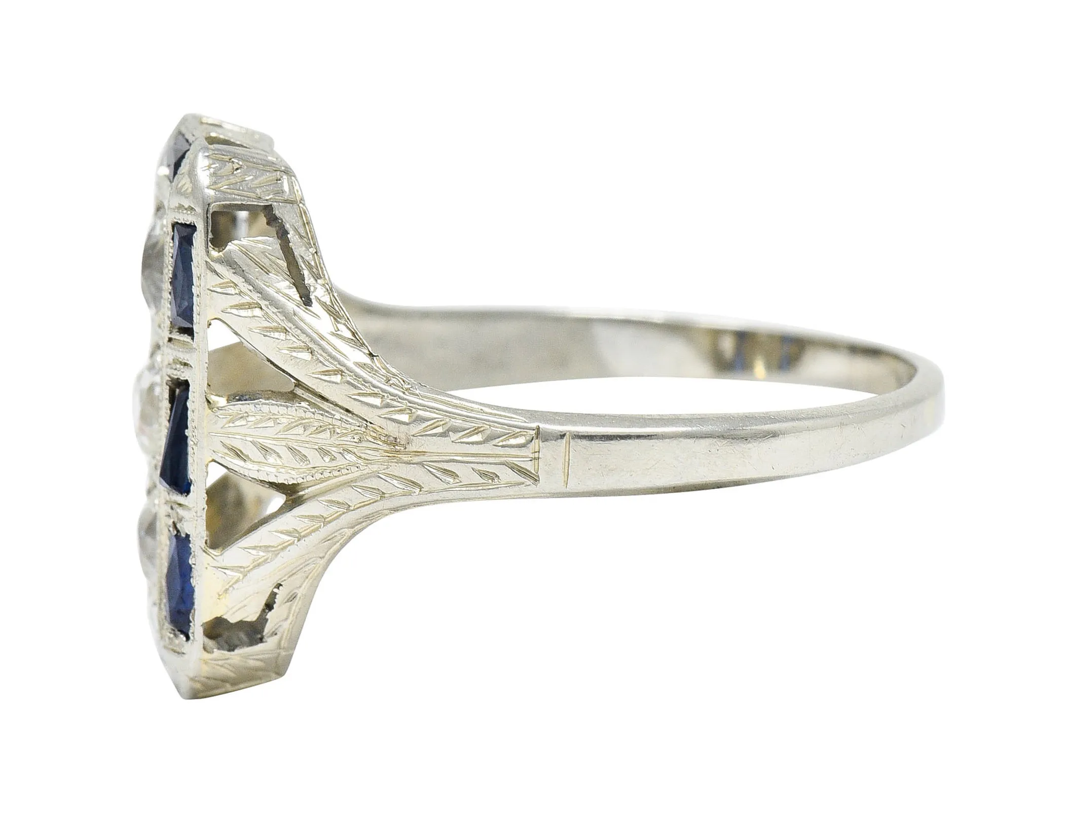 Art Deco 0.50 CTW Diamond Sapphire 18 Karat White Gold Dinner Ring