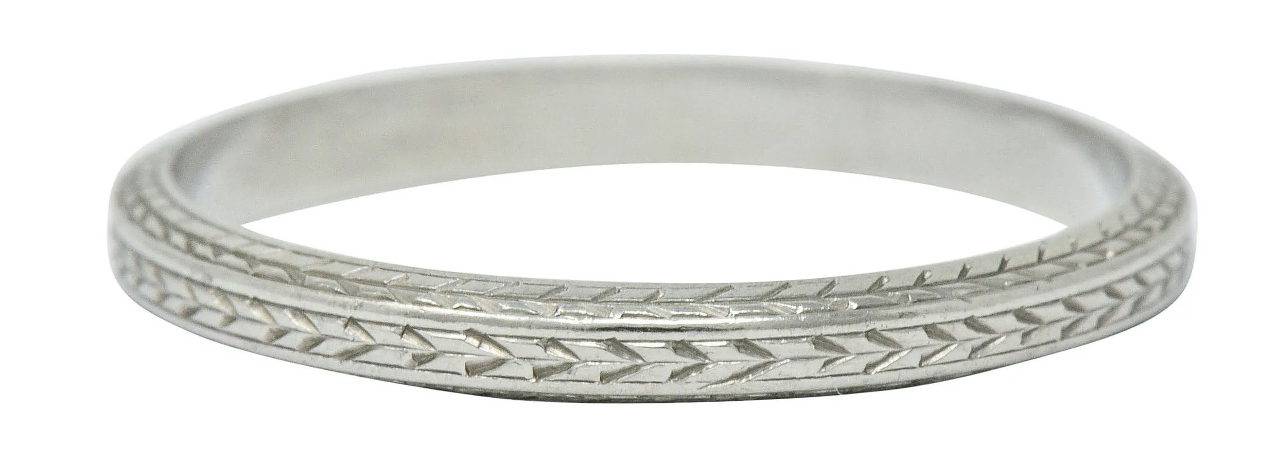 Art Deco 18 Karat White Gold Engraved Wheat Band Ring