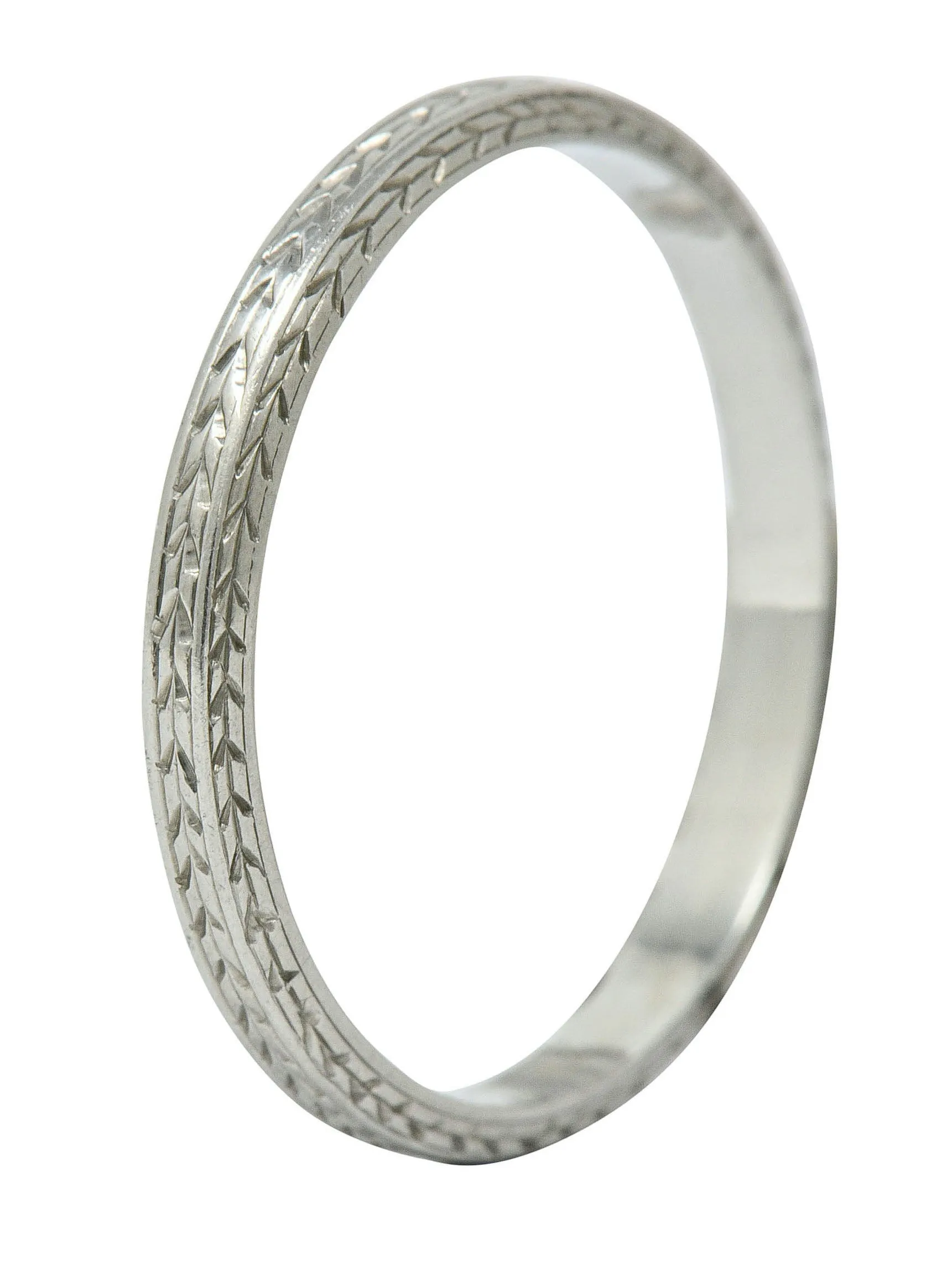 Art Deco 18 Karat White Gold Engraved Wheat Band Ring