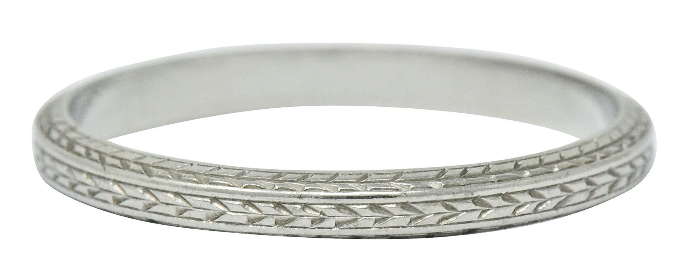 Art Deco 18 Karat White Gold Engraved Wheat Band Ring