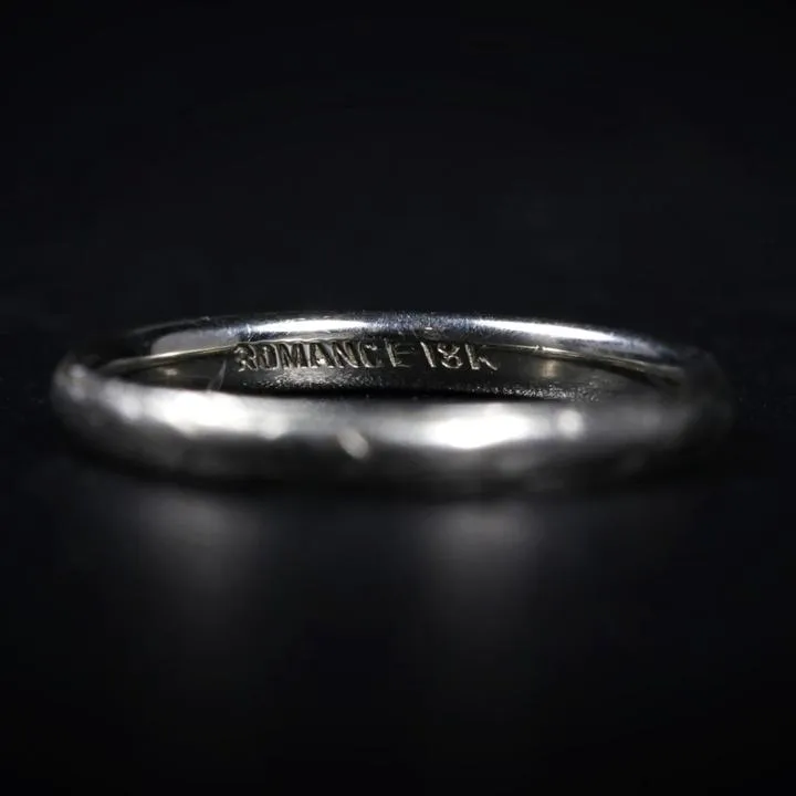 Art Deco 18k White Gold "Romance" Engraved Band