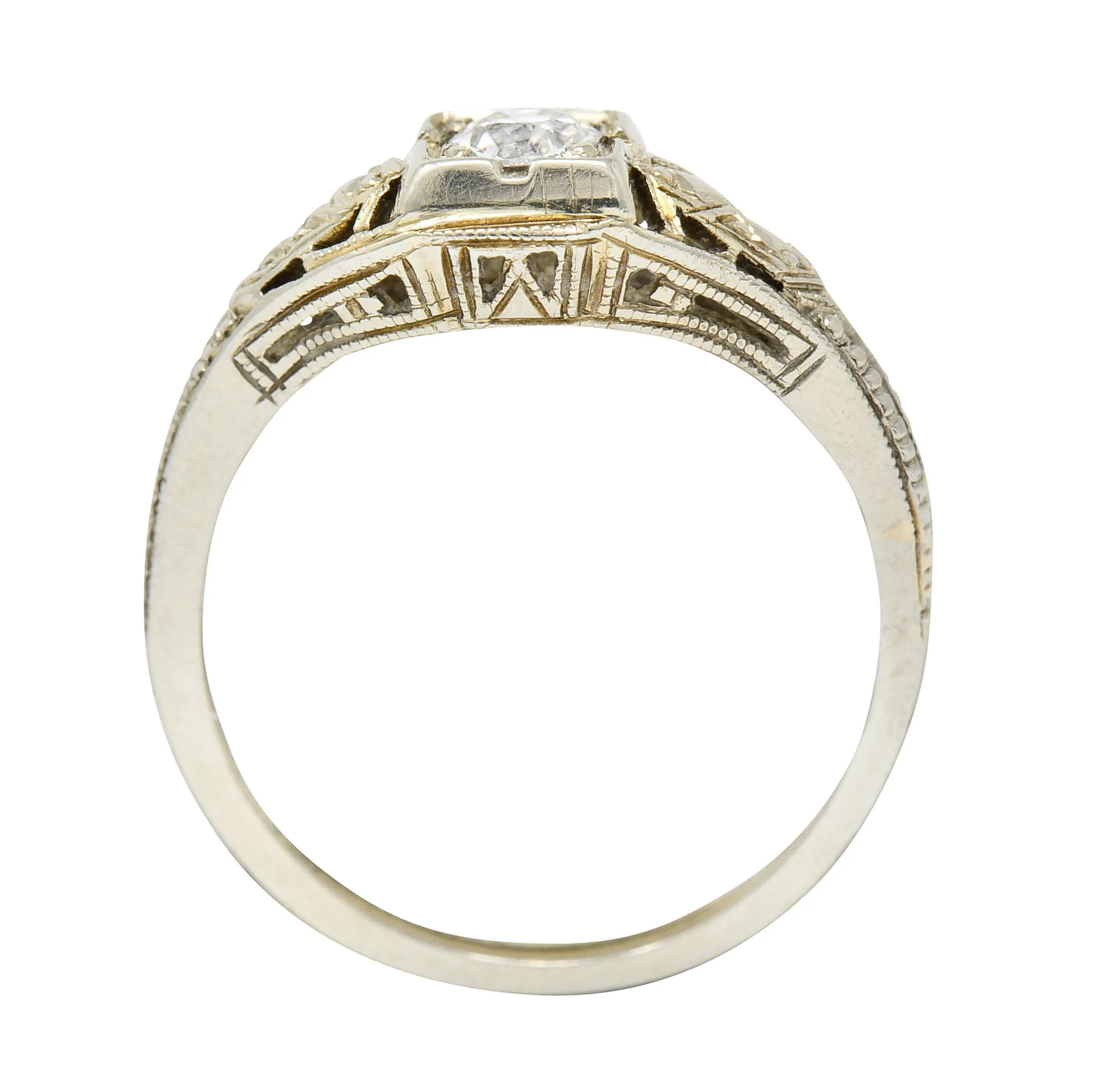 Art Deco Diamond 18 Karat White Gold Engagement Ring