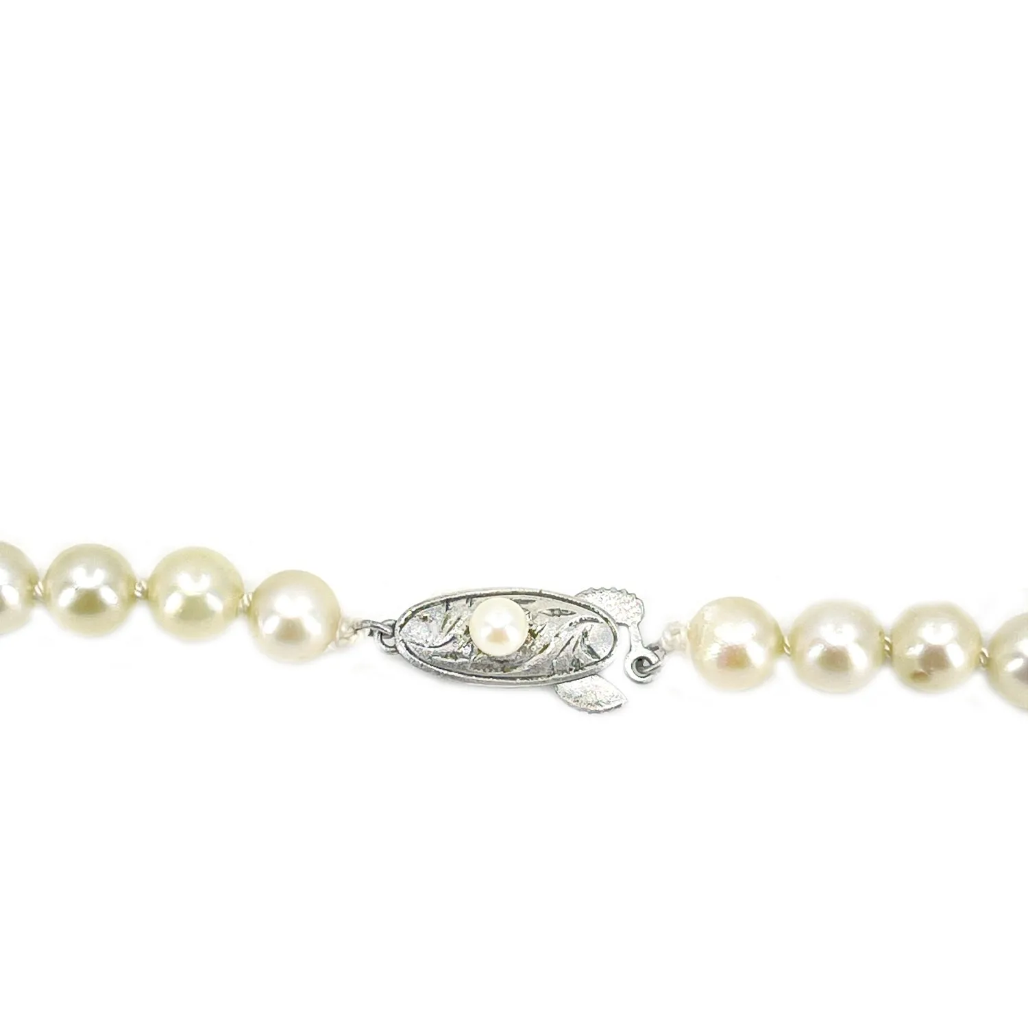 Art Deco Japanese Saltwater Cultured Akoya Pearl Graduated Vintage Necklace - Sterling Silver 19.50 Inch