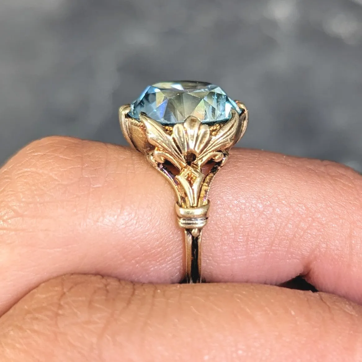 Art Deco Zircon 14 Karat Yellow Gold Scroll Vintage Ring