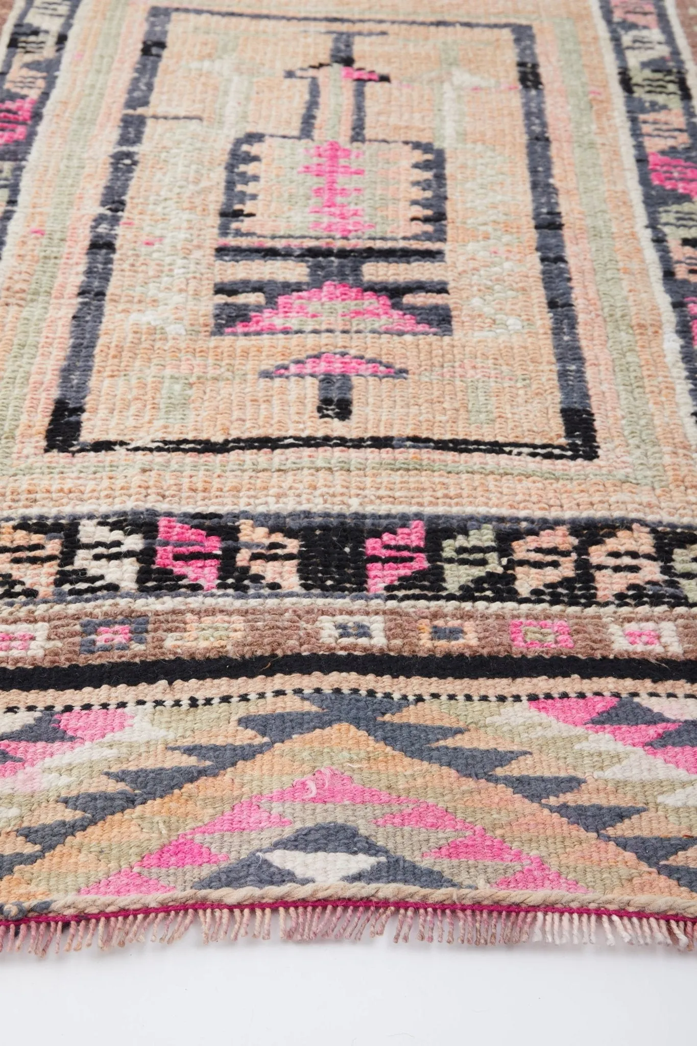 'Bea' Heirloom Vintage Turkish Runner- 2'6.5'' x 10'2''