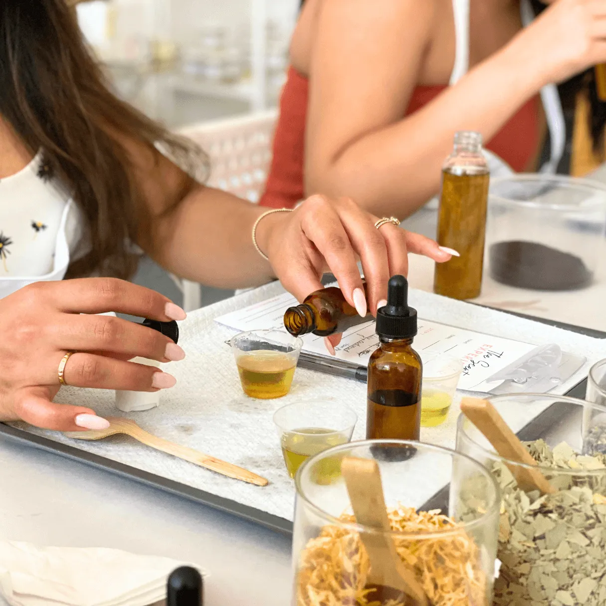 Book your Scent Experience