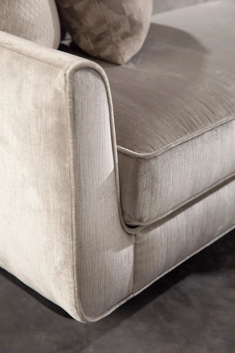 CY Allegro Sectional