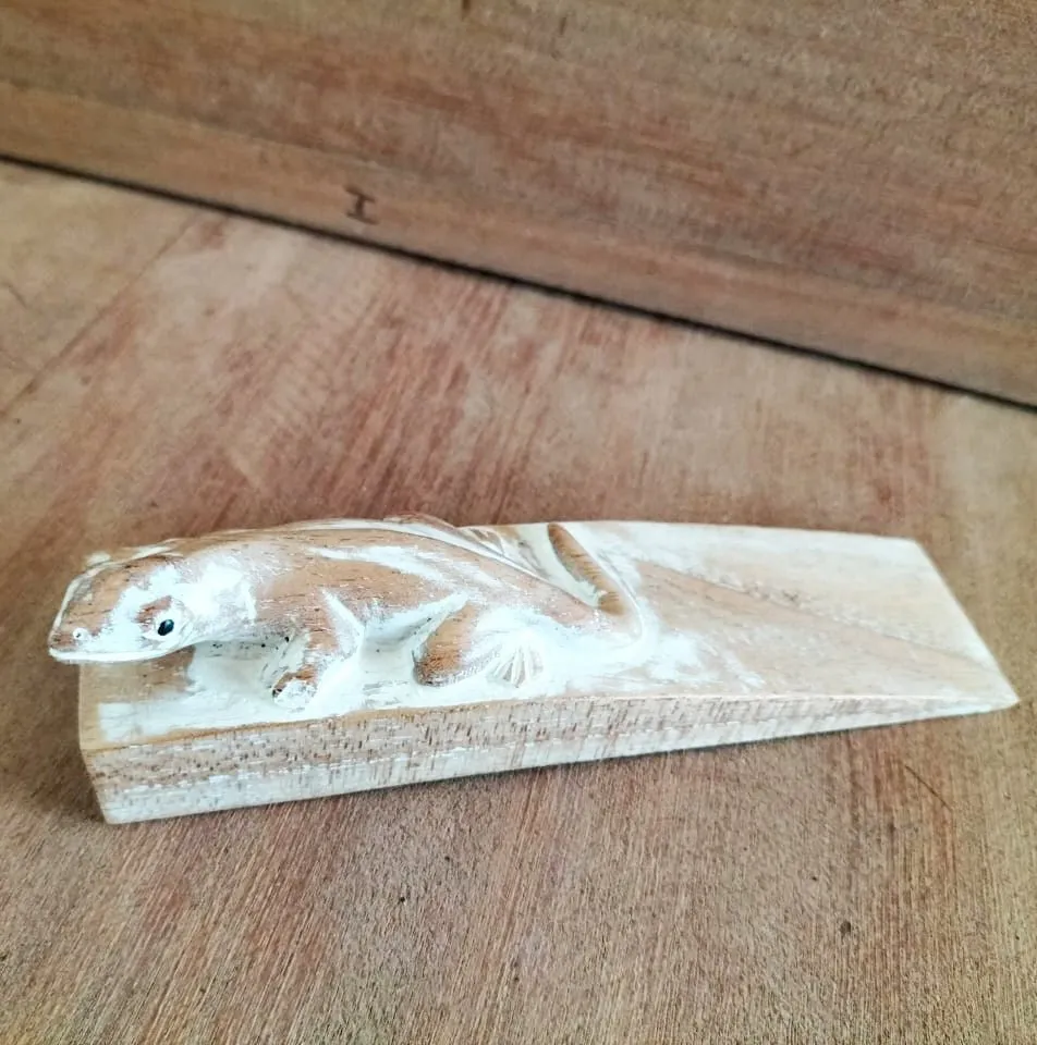 Decorative Door Stop - Hand carved - Gecko
