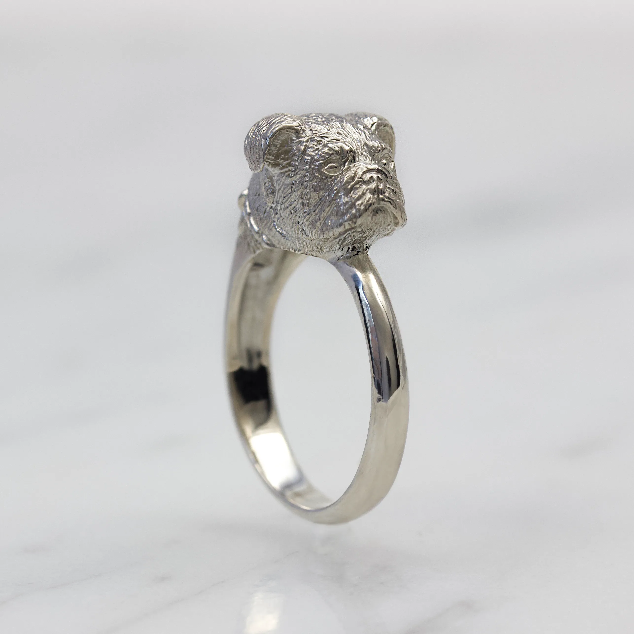 English Bulldog Ring