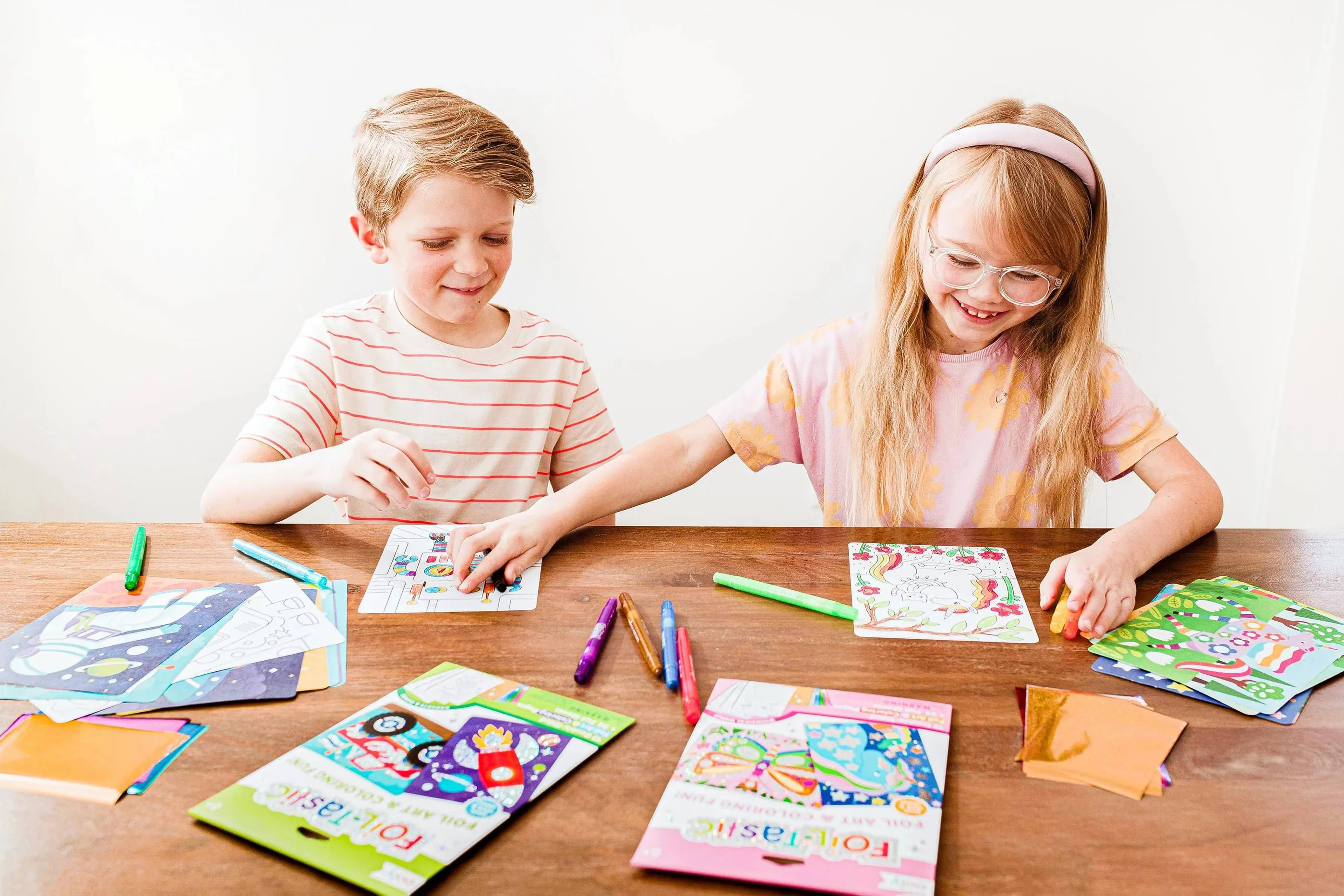 Foil-tastic Foil Art and Coloring Set:  Awesome Animals
