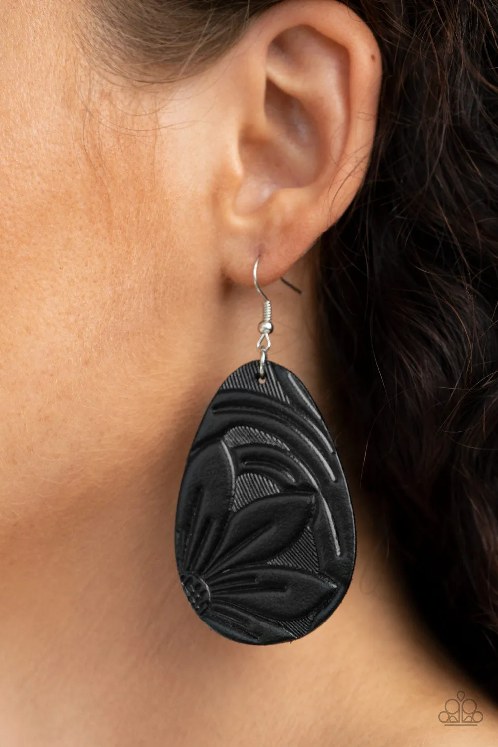 Garden Therapy - Black Earring