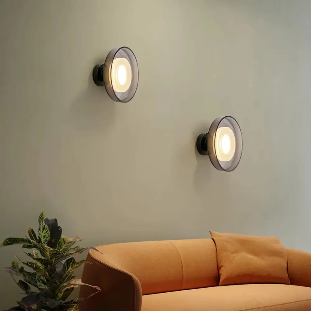 GlowLens - Chic Minimalist Wall Lamp
