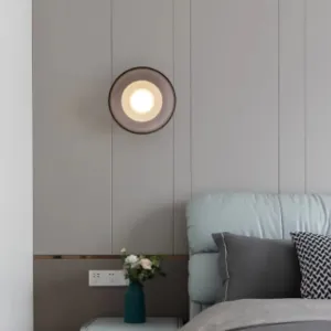 GlowLens - Chic Minimalist Wall Lamp