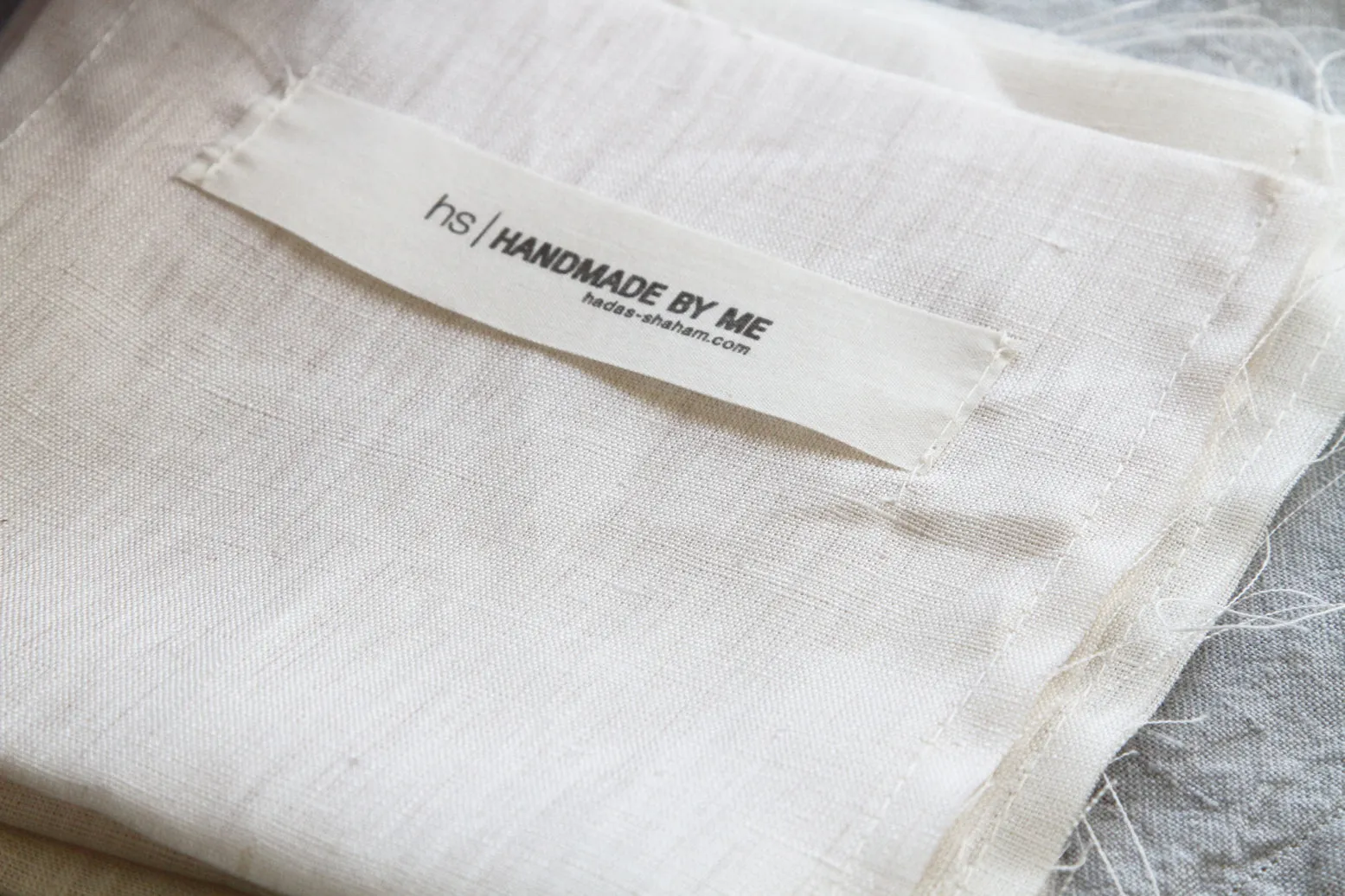 Gold & White Diamonds Huggies | Medium Size