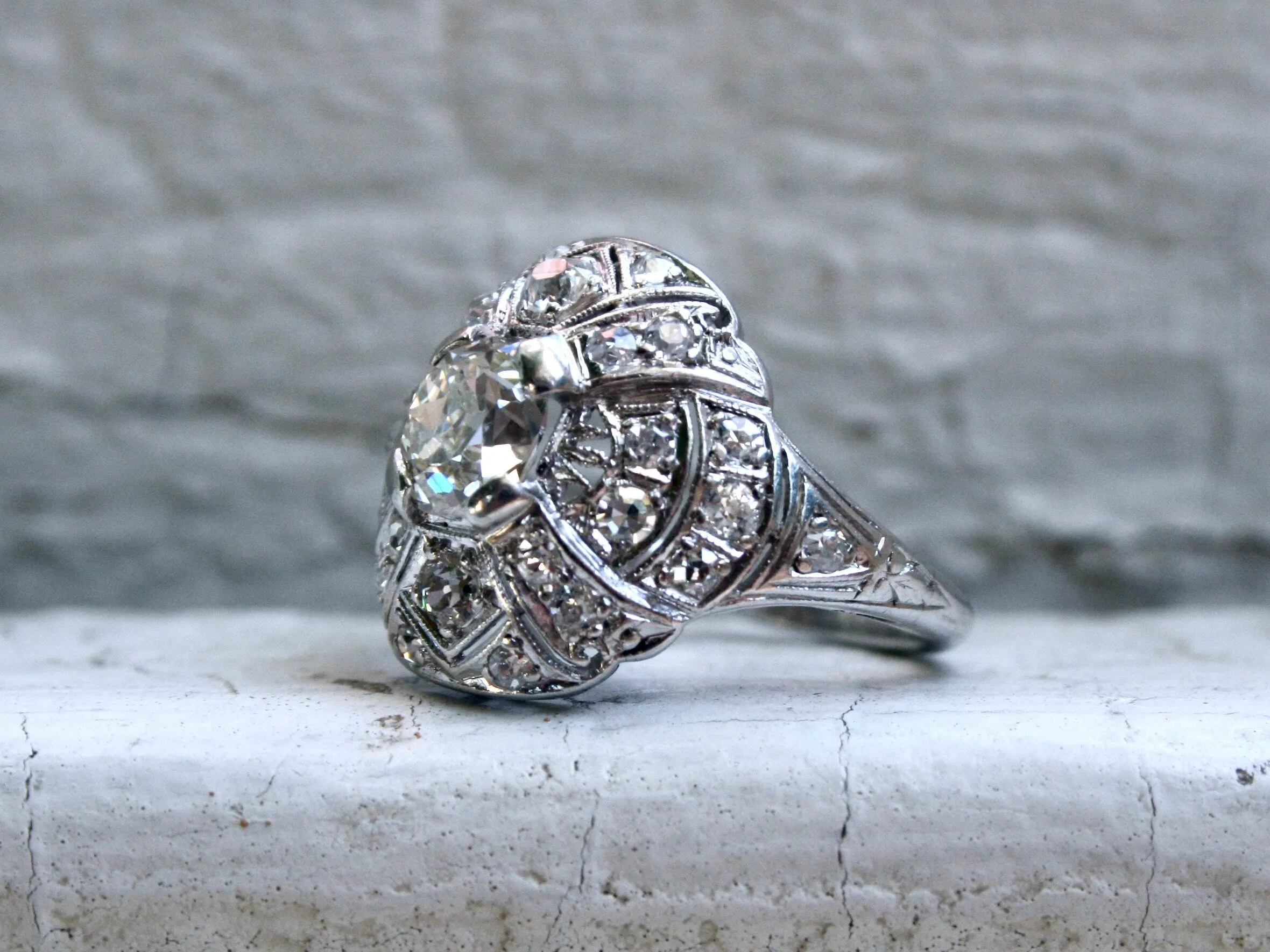 Gorgeous Art Deco Vintage Platinum Diamond Cluster Ring Wedding Ring - 1.94ct.