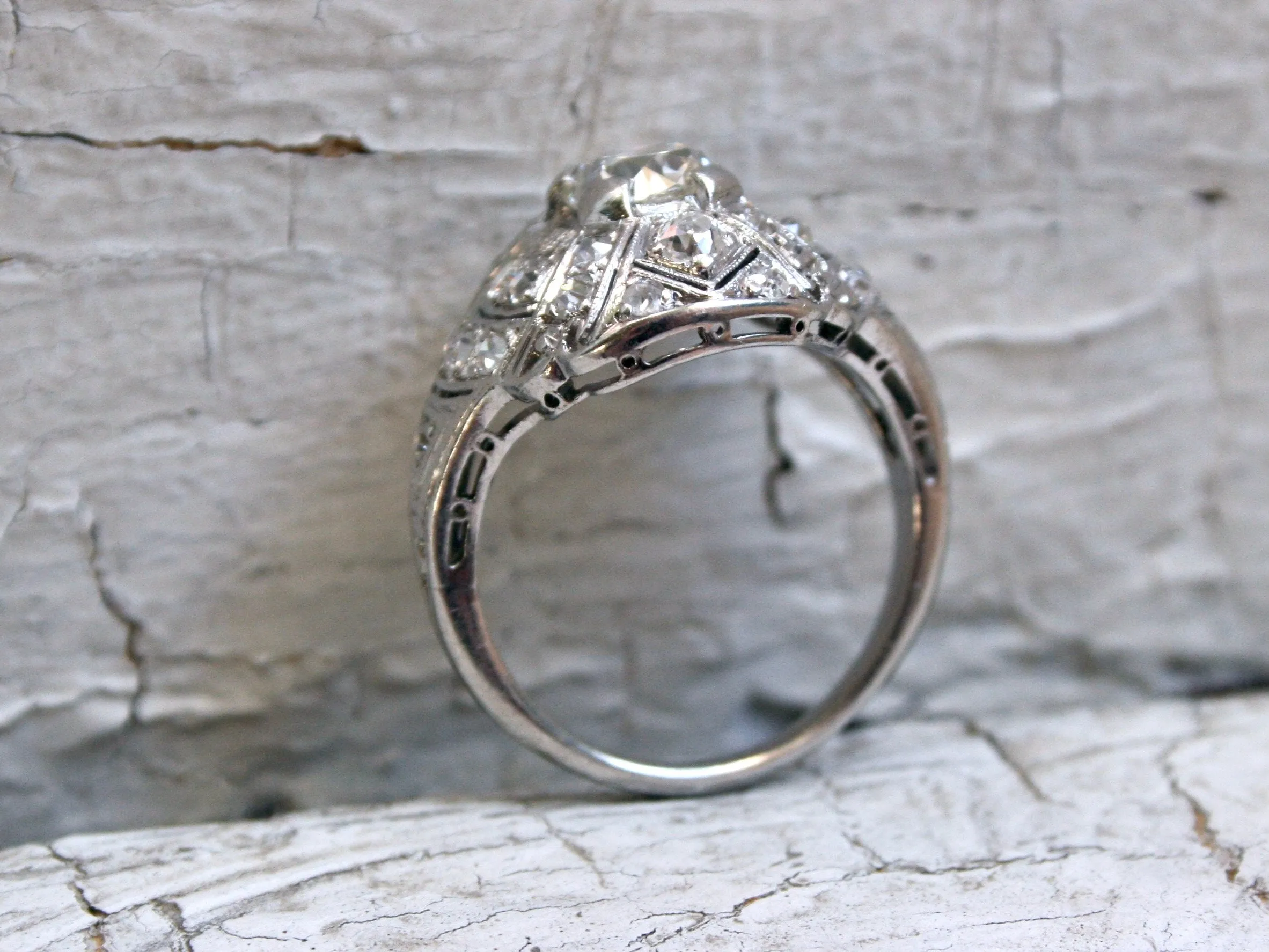 Gorgeous Art Deco Vintage Platinum Diamond Cluster Ring Wedding Ring - 1.94ct.