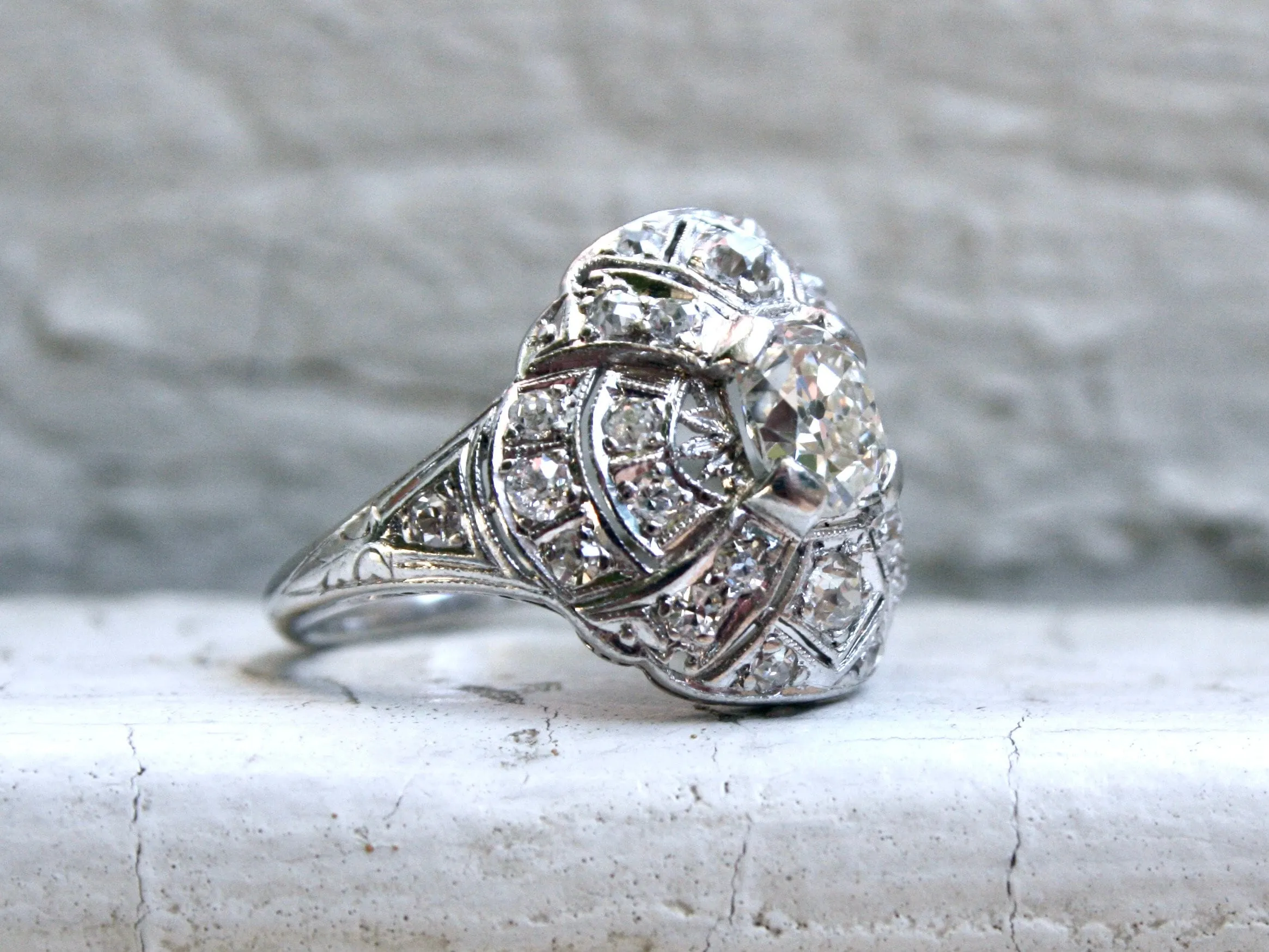 Gorgeous Art Deco Vintage Platinum Diamond Cluster Ring Wedding Ring - 1.94ct.