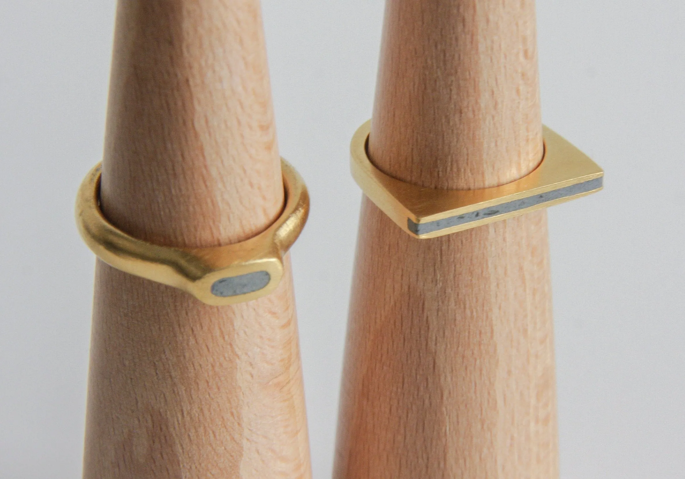 Handmade Modern Gold Concrete Oval Ring