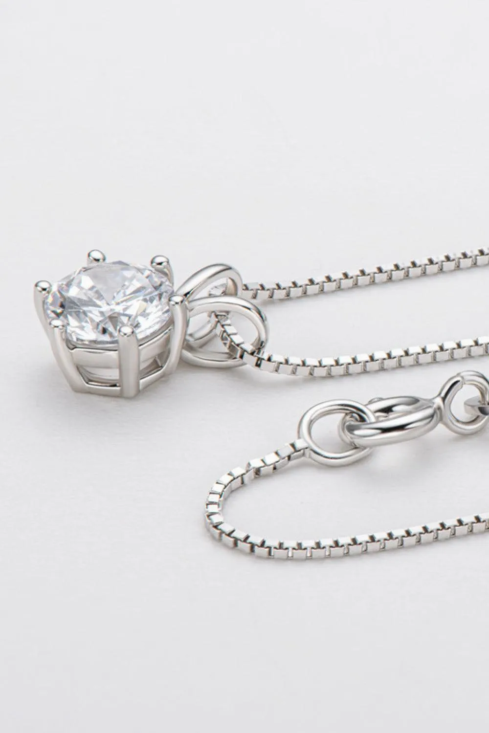 Hazel Blues® | 925 Sterling Silver 1 Carat Moissanite Pendant Necklace