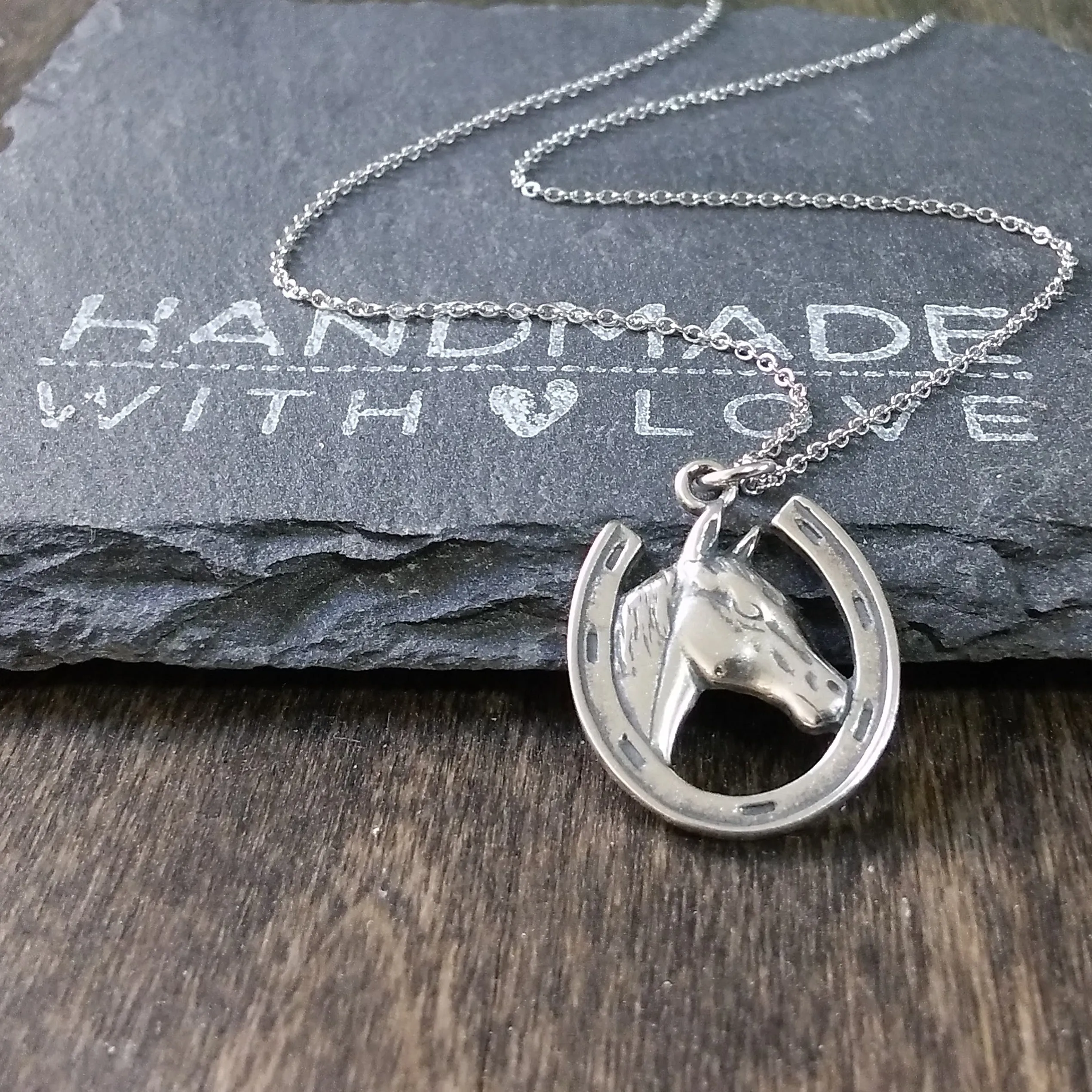 Horseshoe Necklace-C31