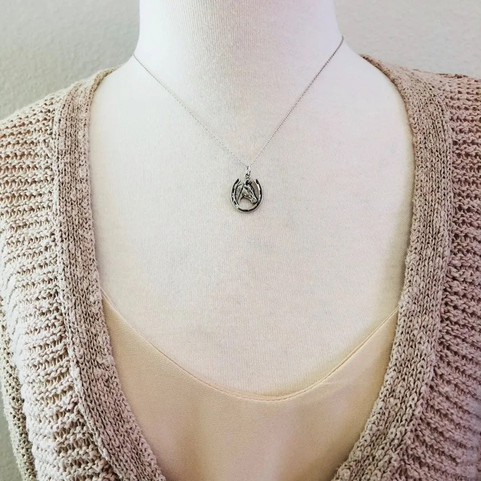 Horseshoe Necklace-C31