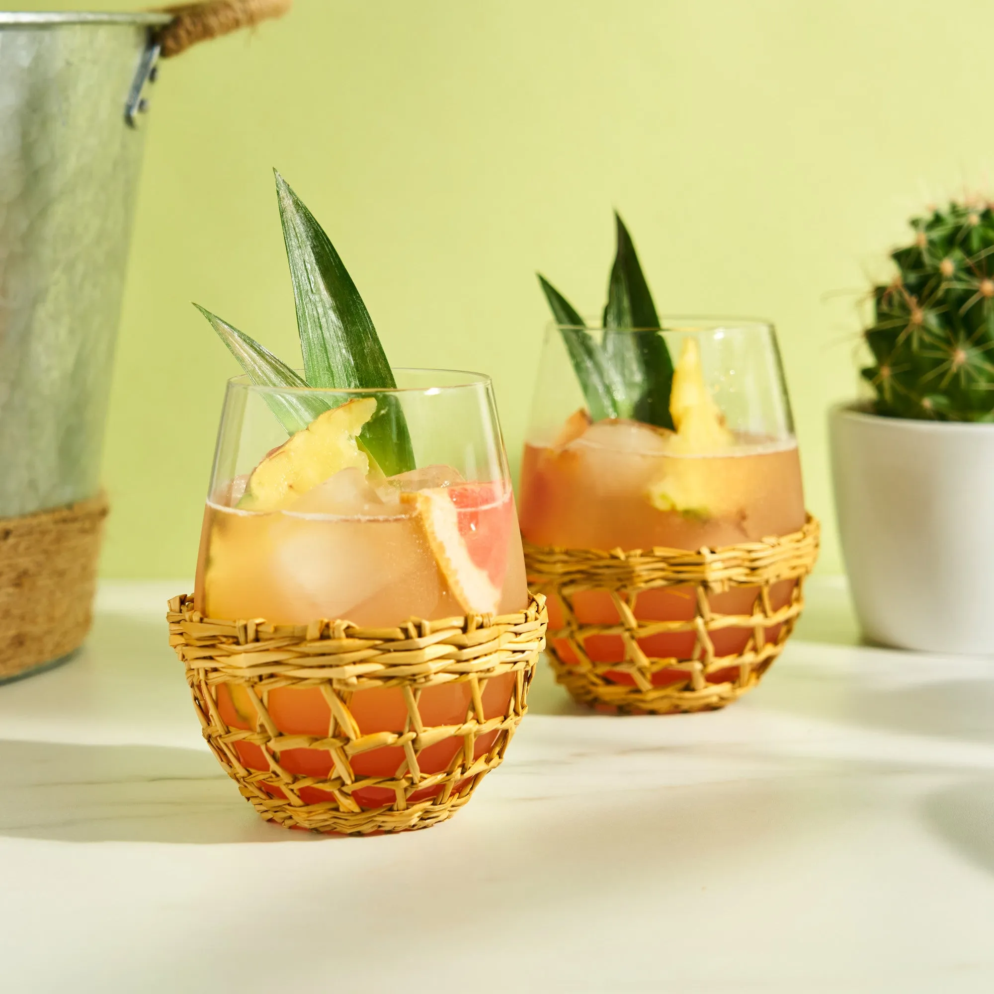 ISLAND CARAFE & STEMLESS WINE GLASS SET