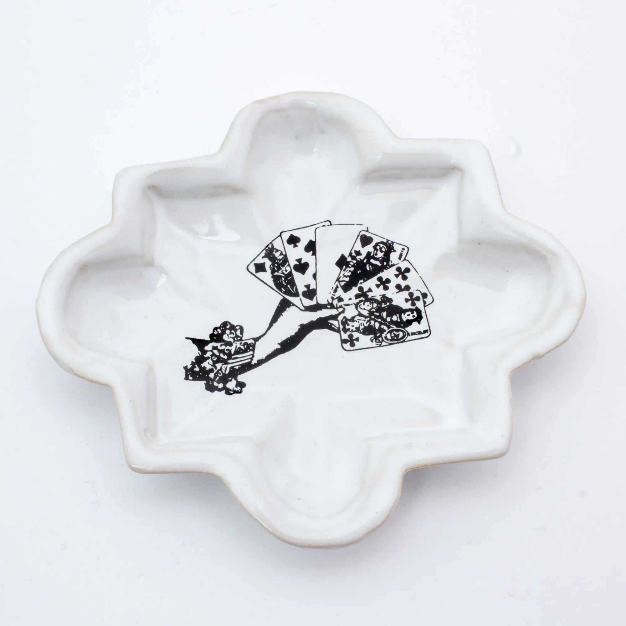 Kühn Keramik Small Asher Tray - Hand of Cards
