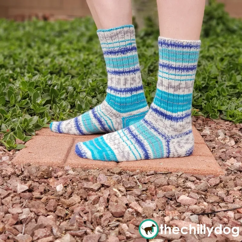 Line Drawing Socks: Knitting Pattern PDF
