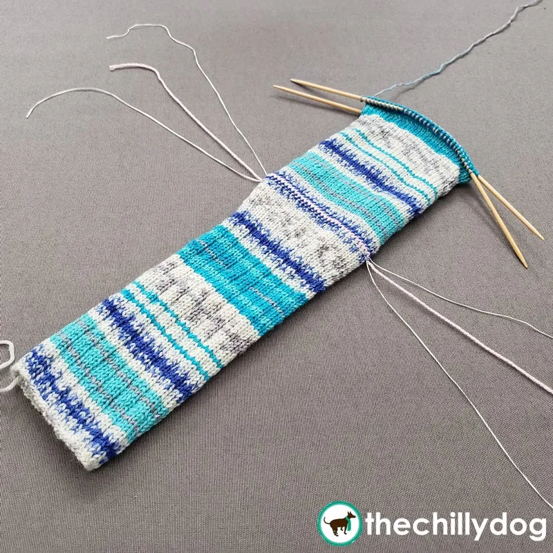 Line Drawing Socks: Knitting Pattern PDF