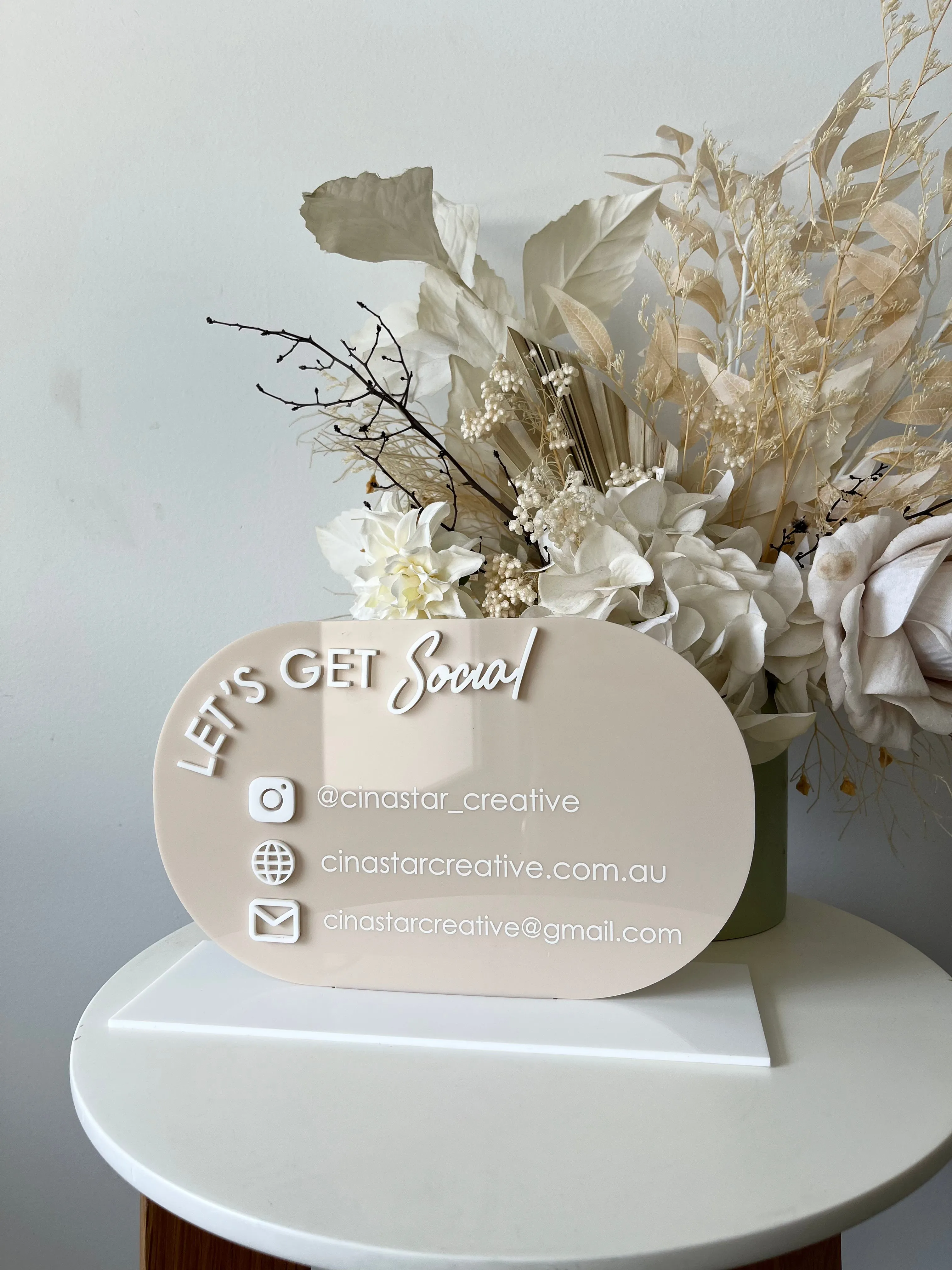Modern Single Oval Social Sign Freestanding Style 1