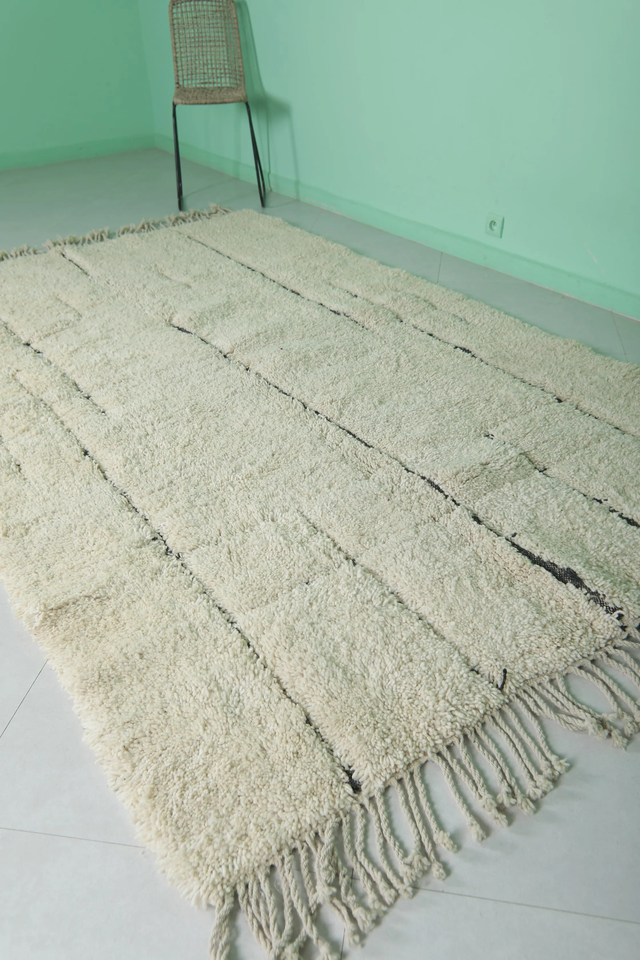 Moroccan Beni Ourain Rug - Handwoven 5.8 x 9.4 Feet | Modern Wool Design