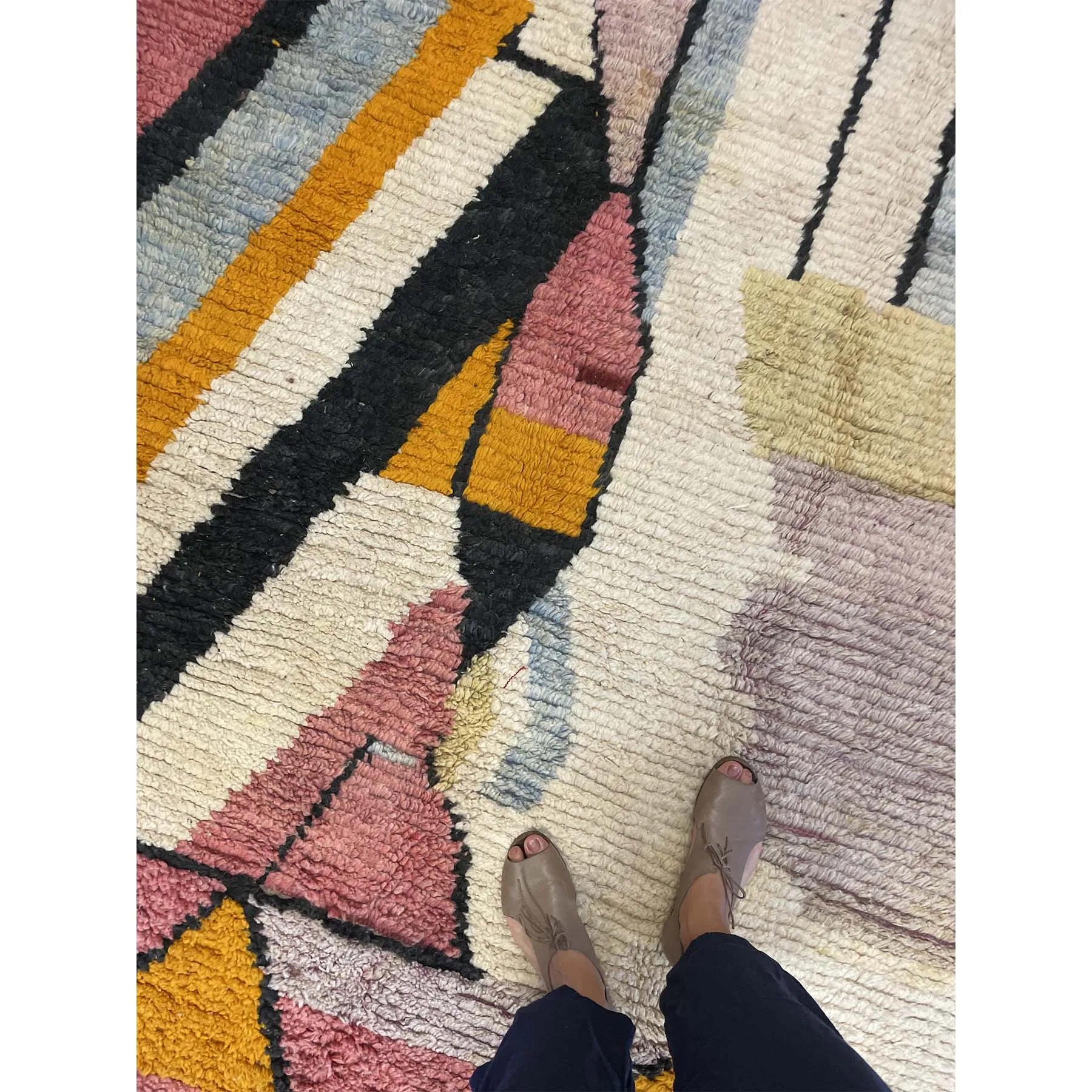 No. 675 | 5' 2" x 8' 4"