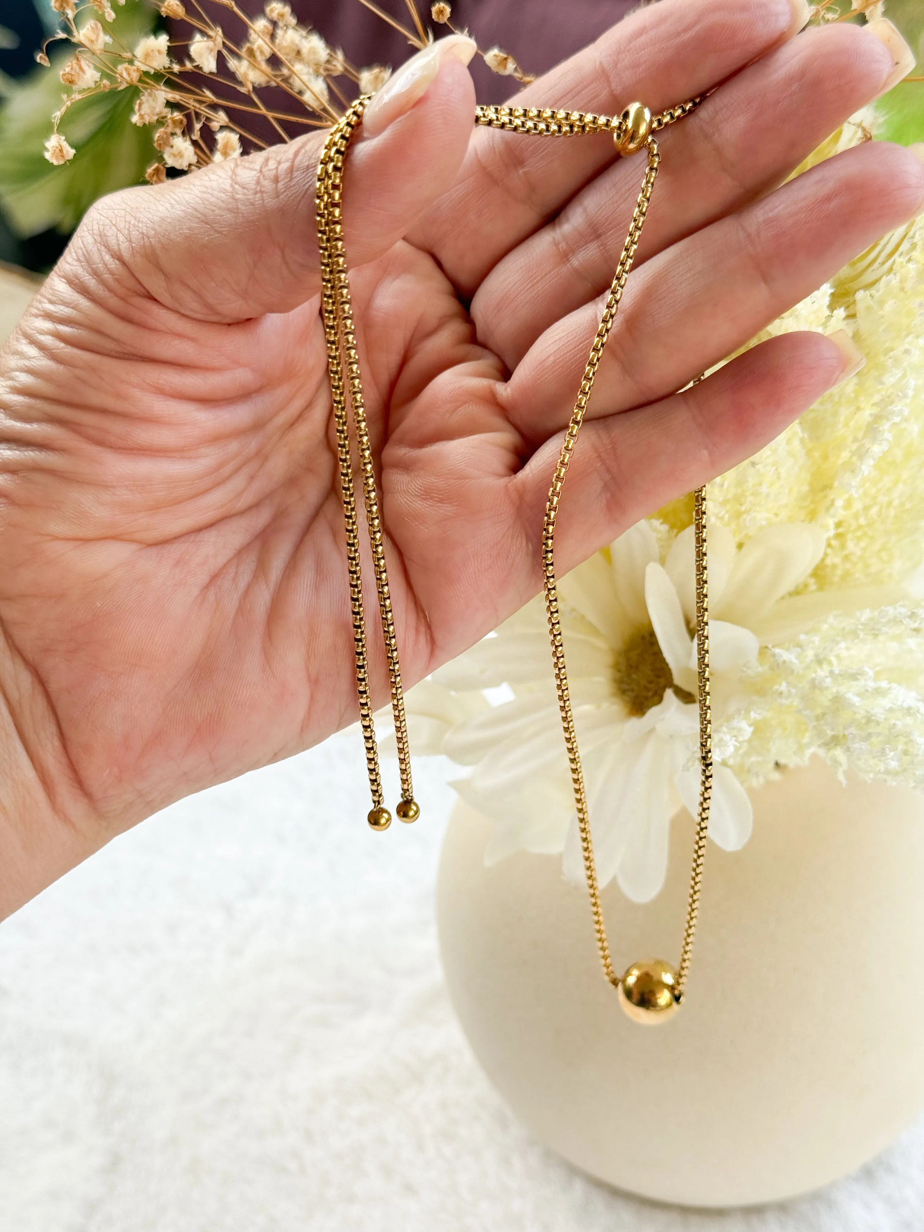 Orbit necklace