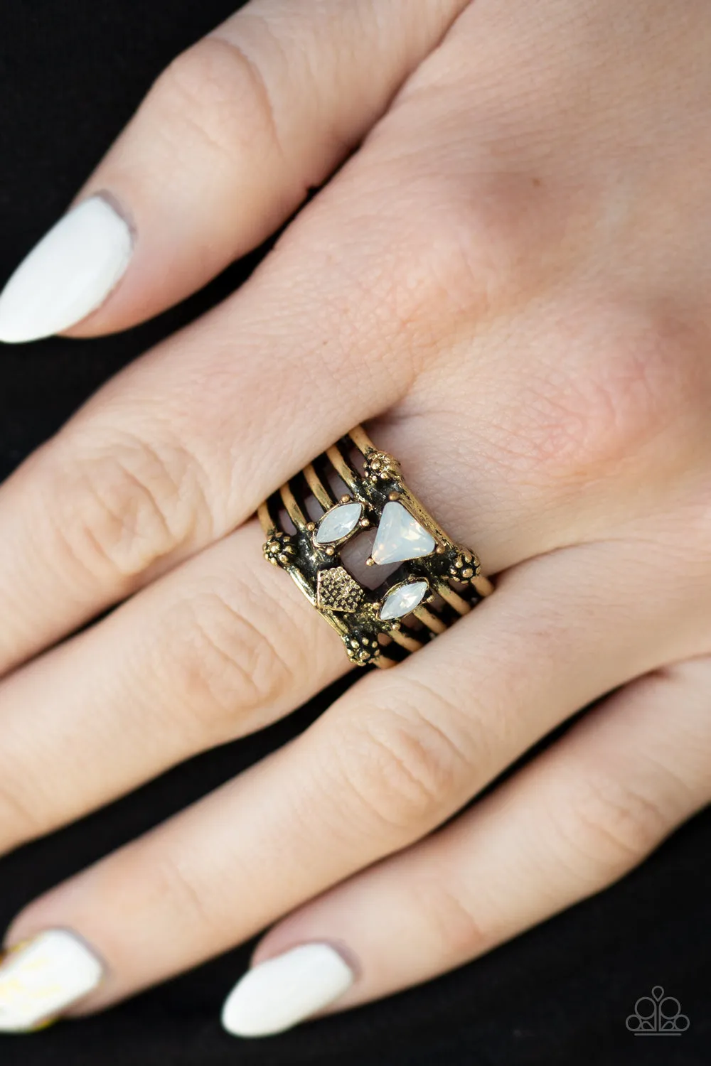 Paparazzi " Shape Scene " Brass Opalescent Rhinestones Floral Accent Elastic Back Ring