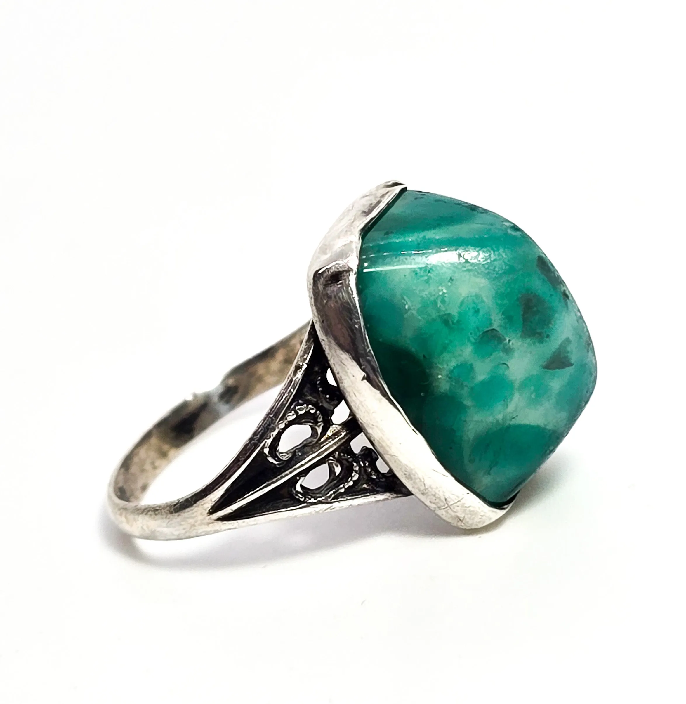 Peking Glass Antique Czech green glass sterling silver Art Deco ring size 4 and 1/2