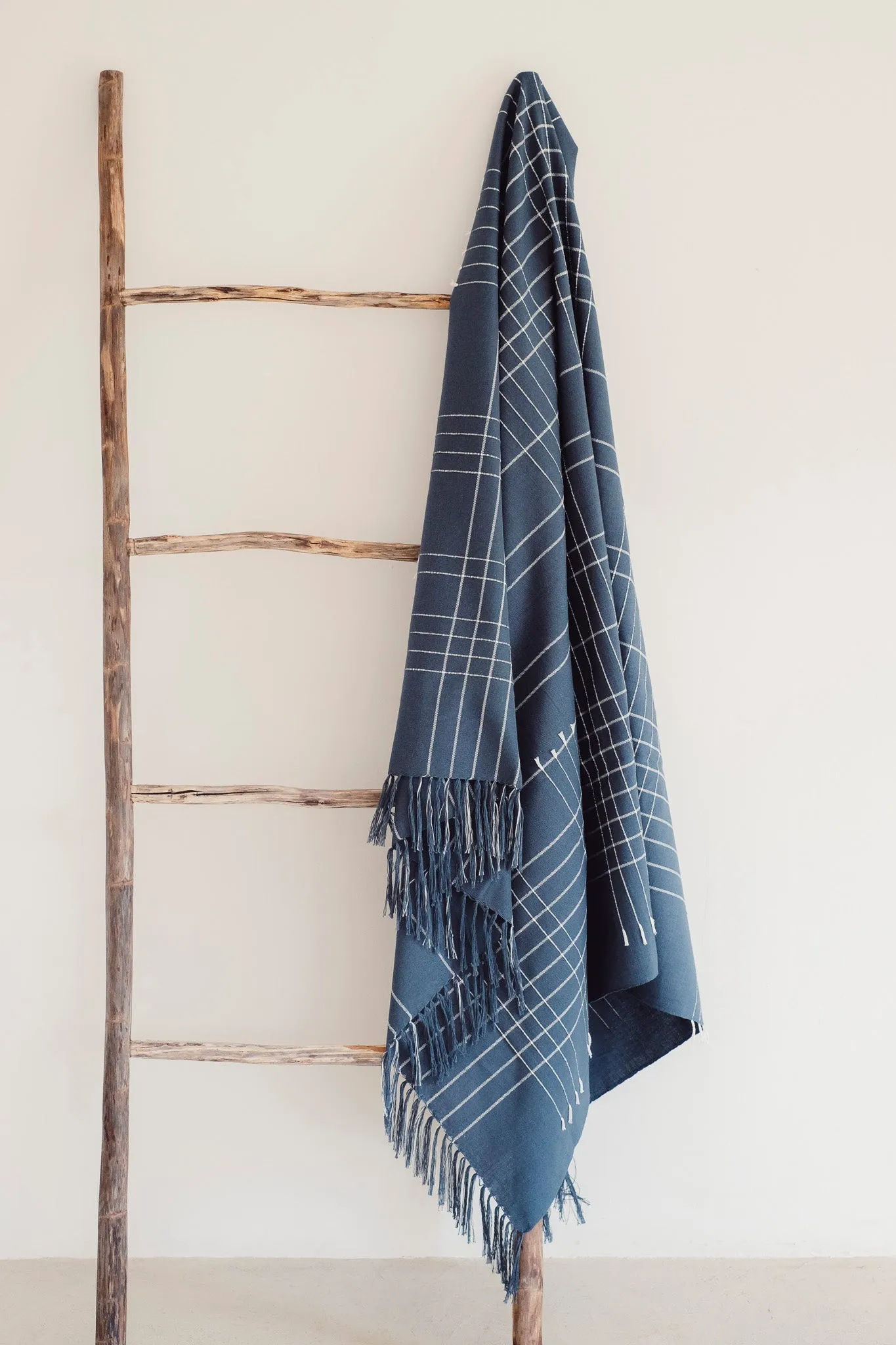 Raya Throw, Agave Green