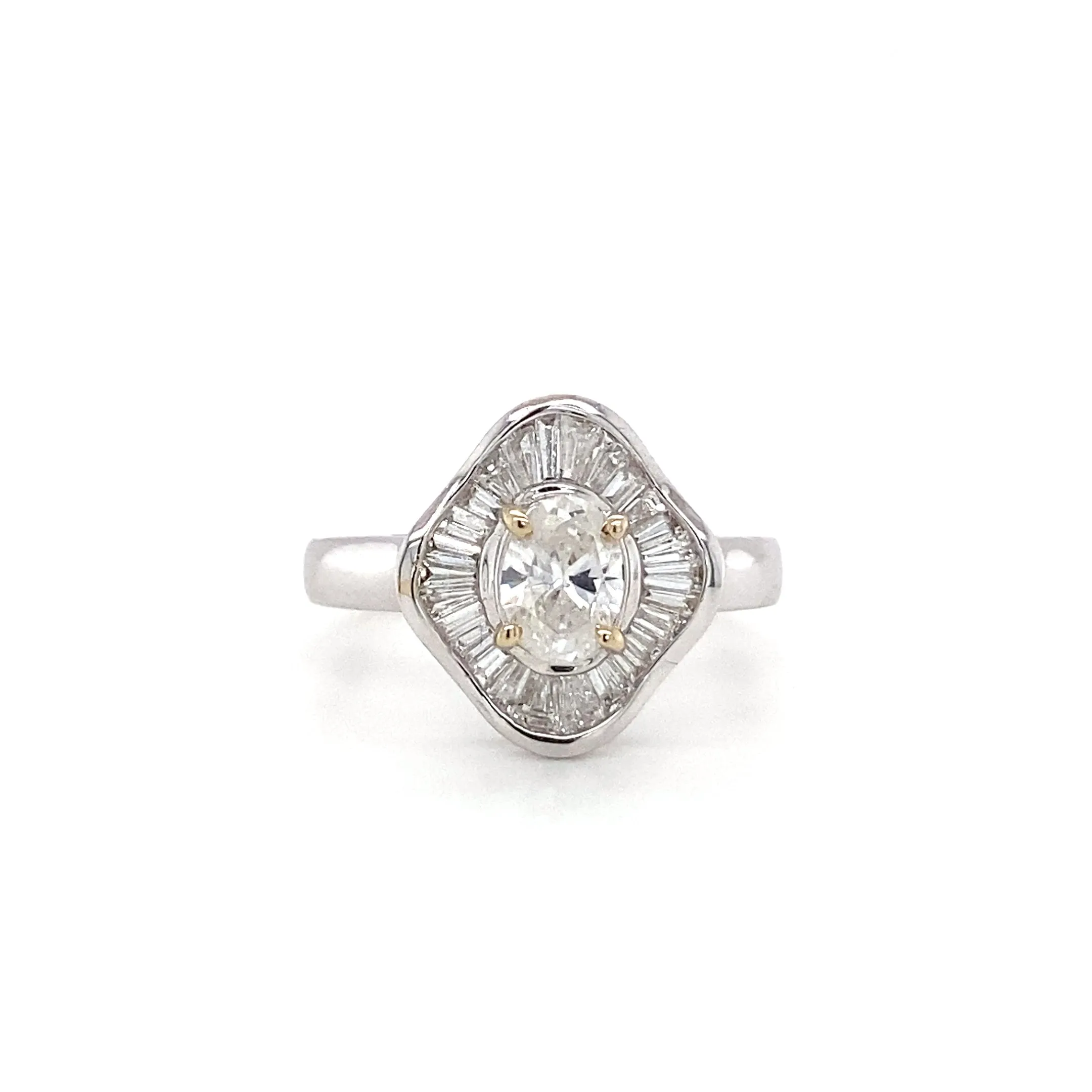 Retro Oval Kite Shaped Halo Ring