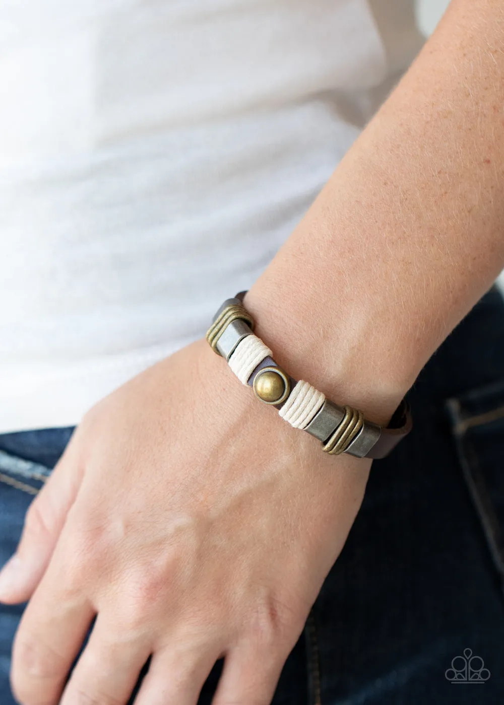 Rev It Up Brown
Bracelet Paparazzi