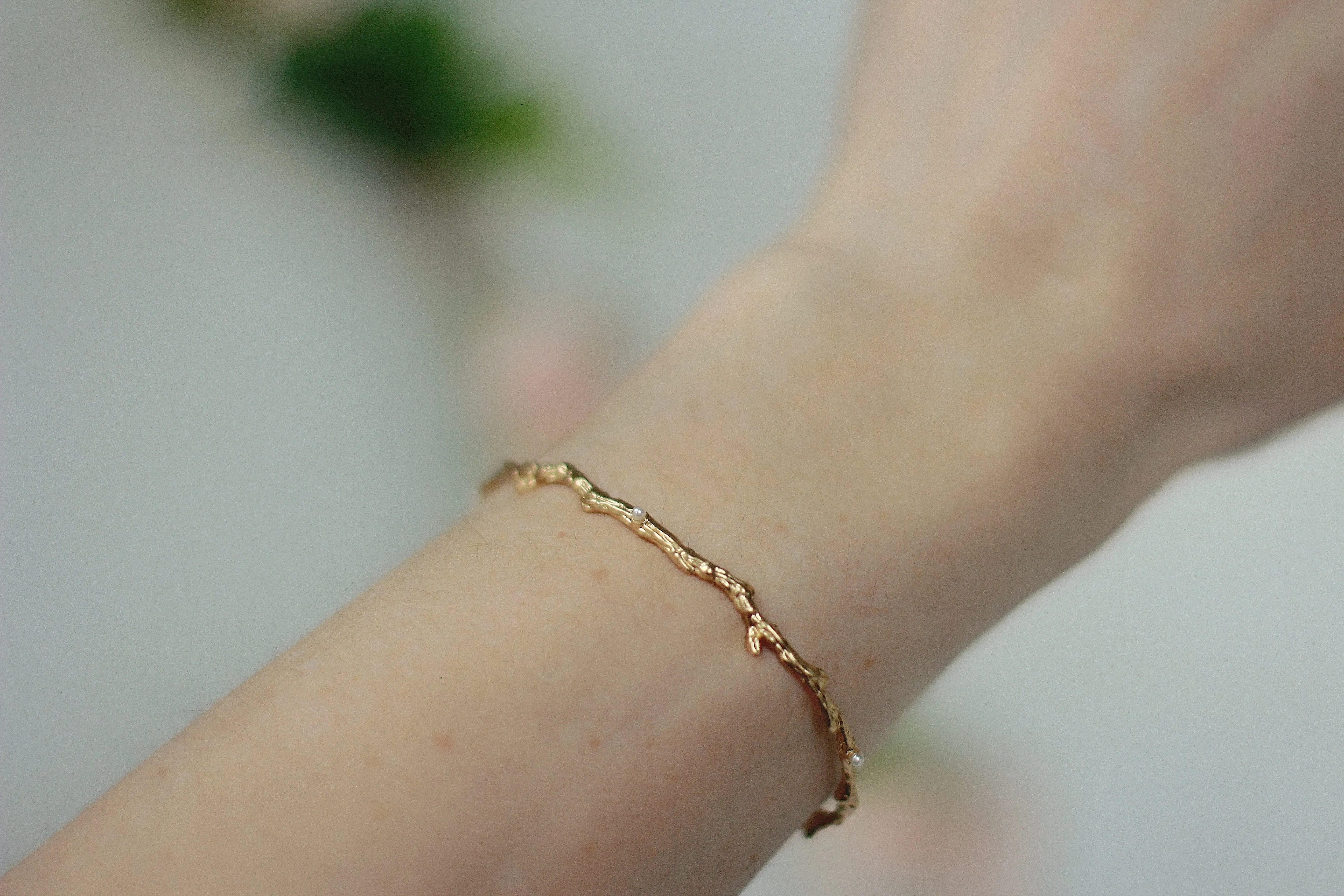 Rustic Dainty Branch Crystals Bracelet