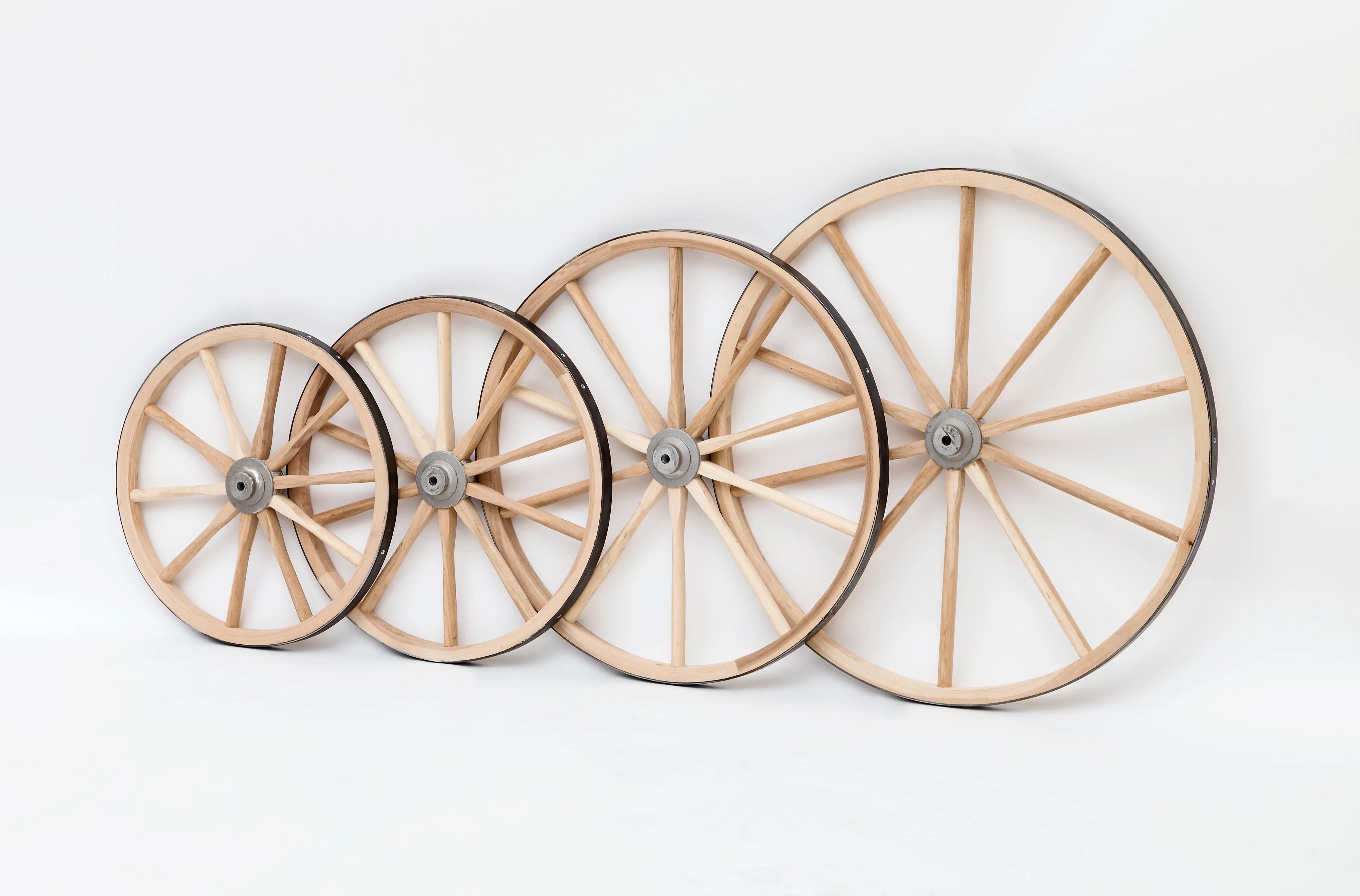 Small Wooden Hub Wagon Wheels