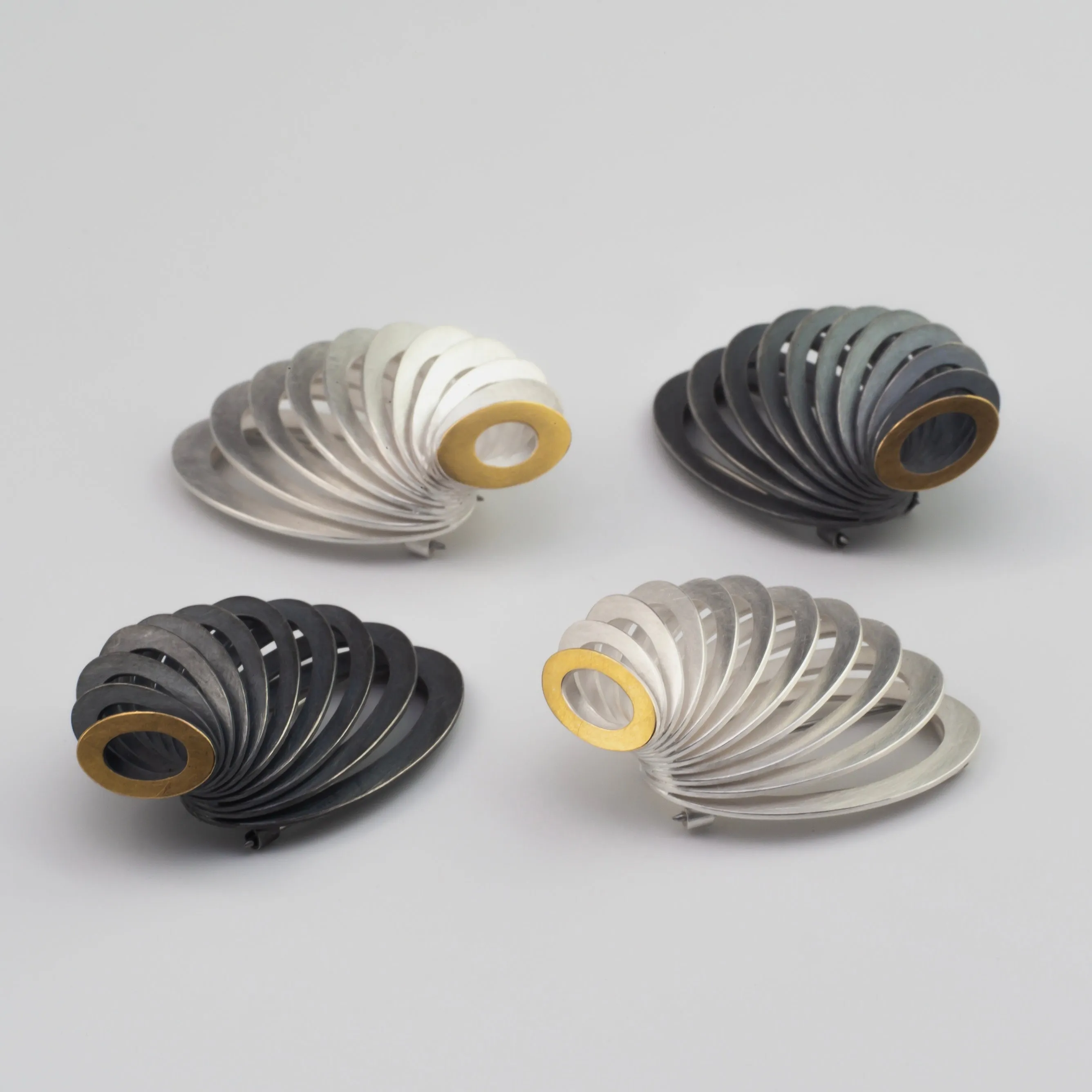 Spread N°215 Brooch
