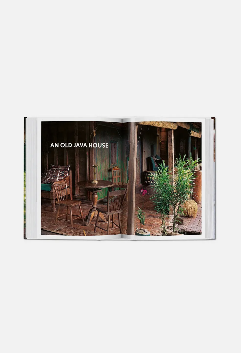 Taschen Books / Living in Bali. 40th Ed.